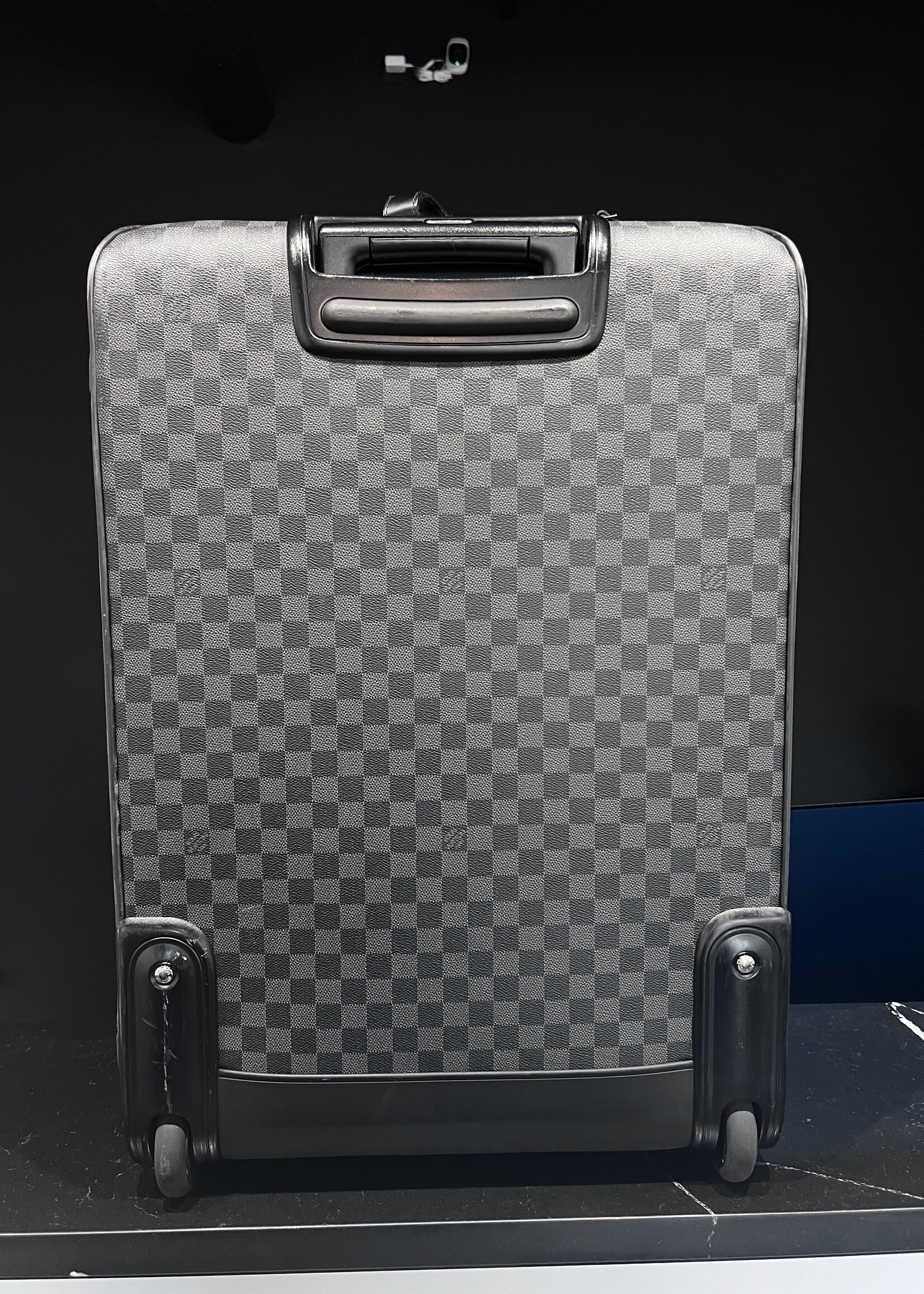 Louis Vuitton Louis Vuitton Pegase Legere 65