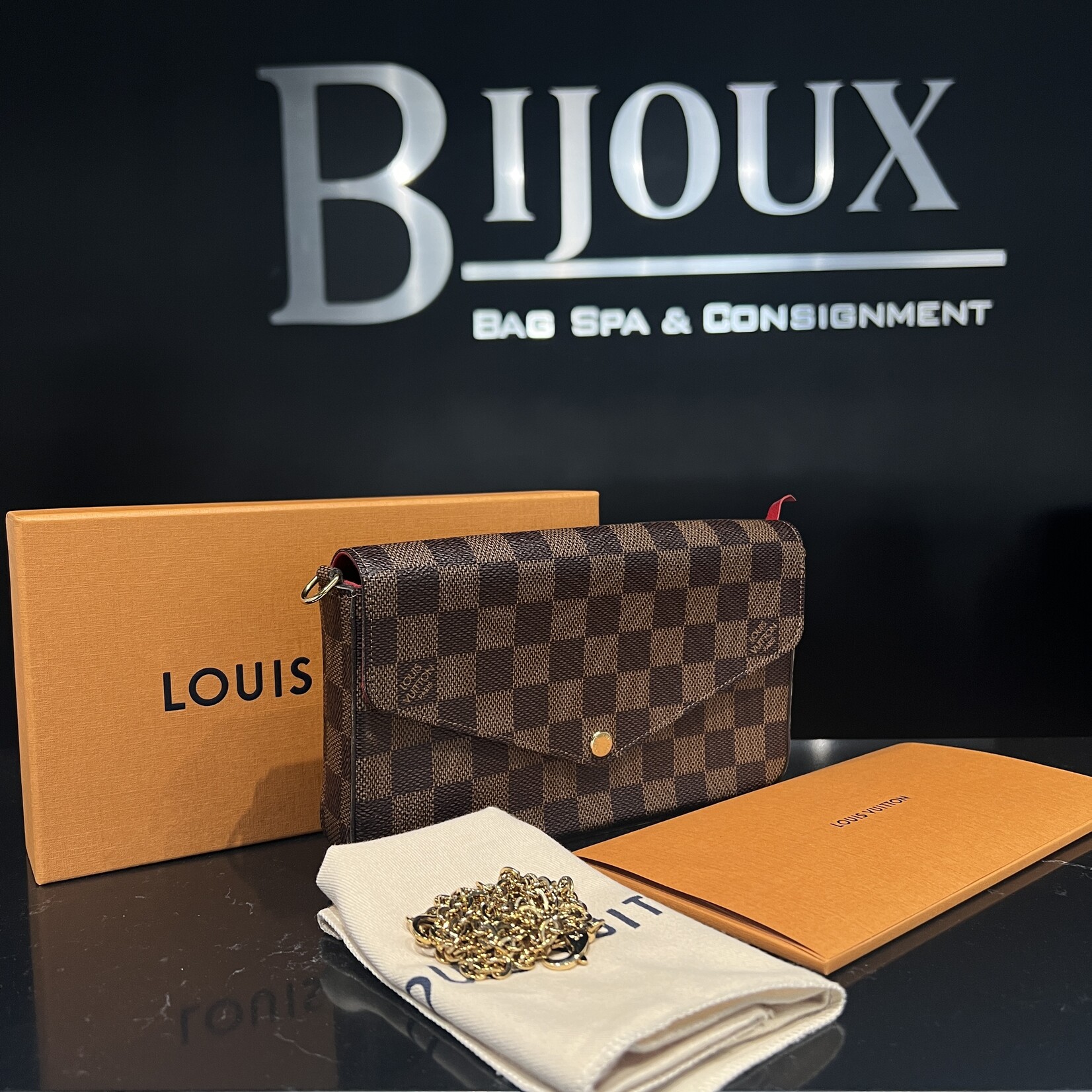 Louis Vuitton SOLD- Louis Vuitton Pochette Felicie