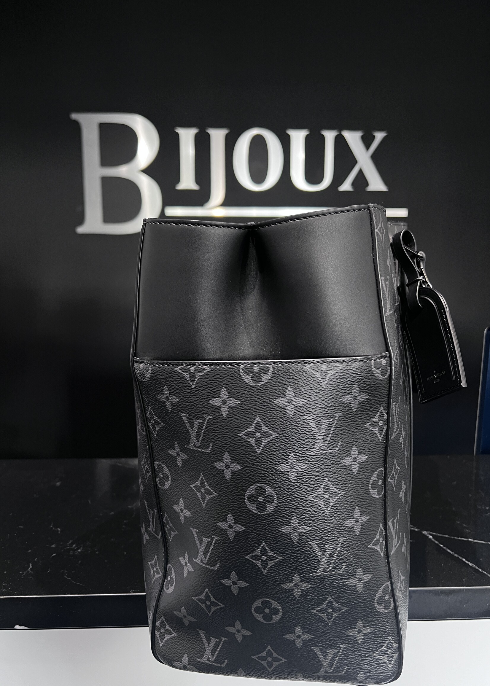 Louis Vuitton SOLD- Louis Vuitton Monogram Plat GM