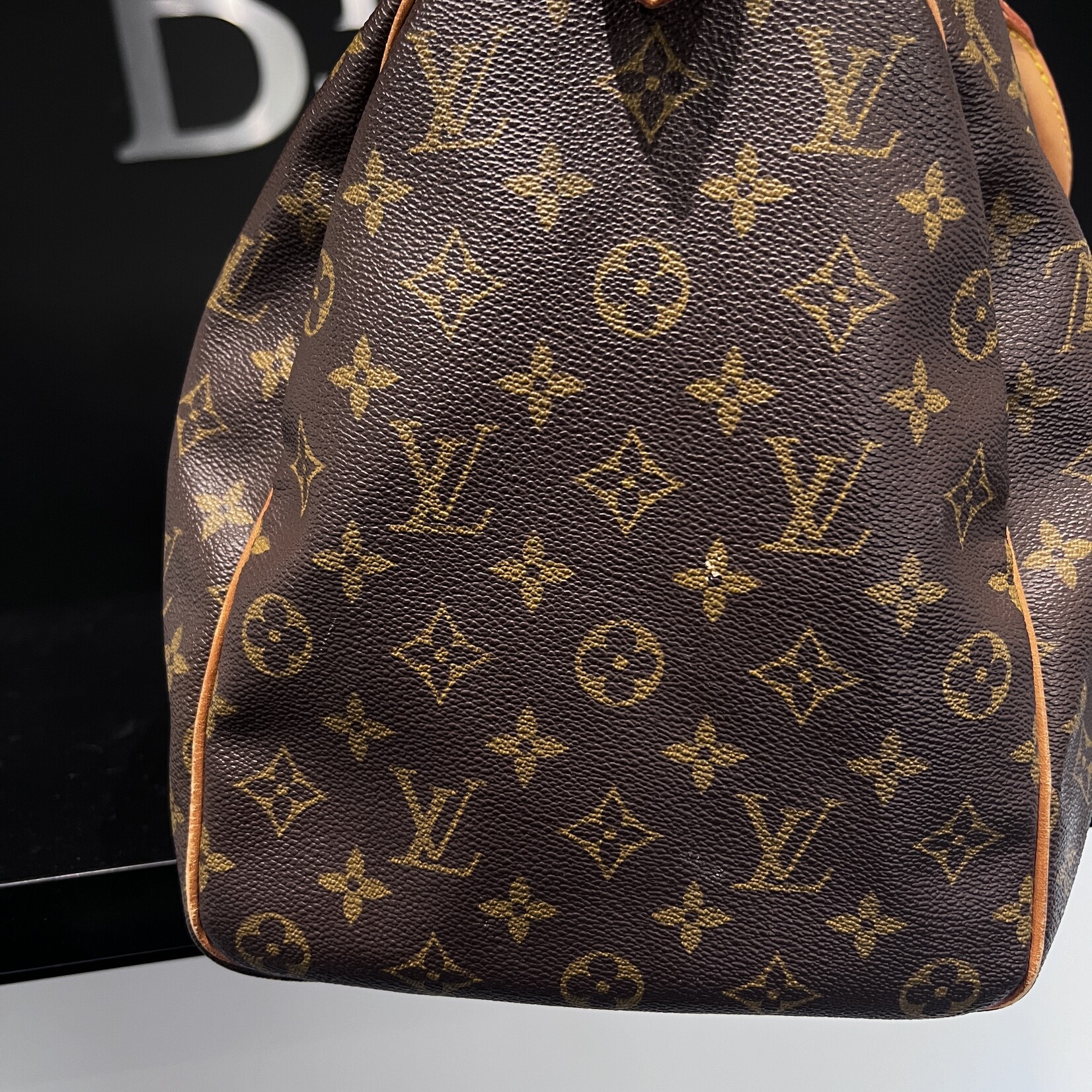 Louis Vuitton Louis Vuitton Monogram Keepall 45