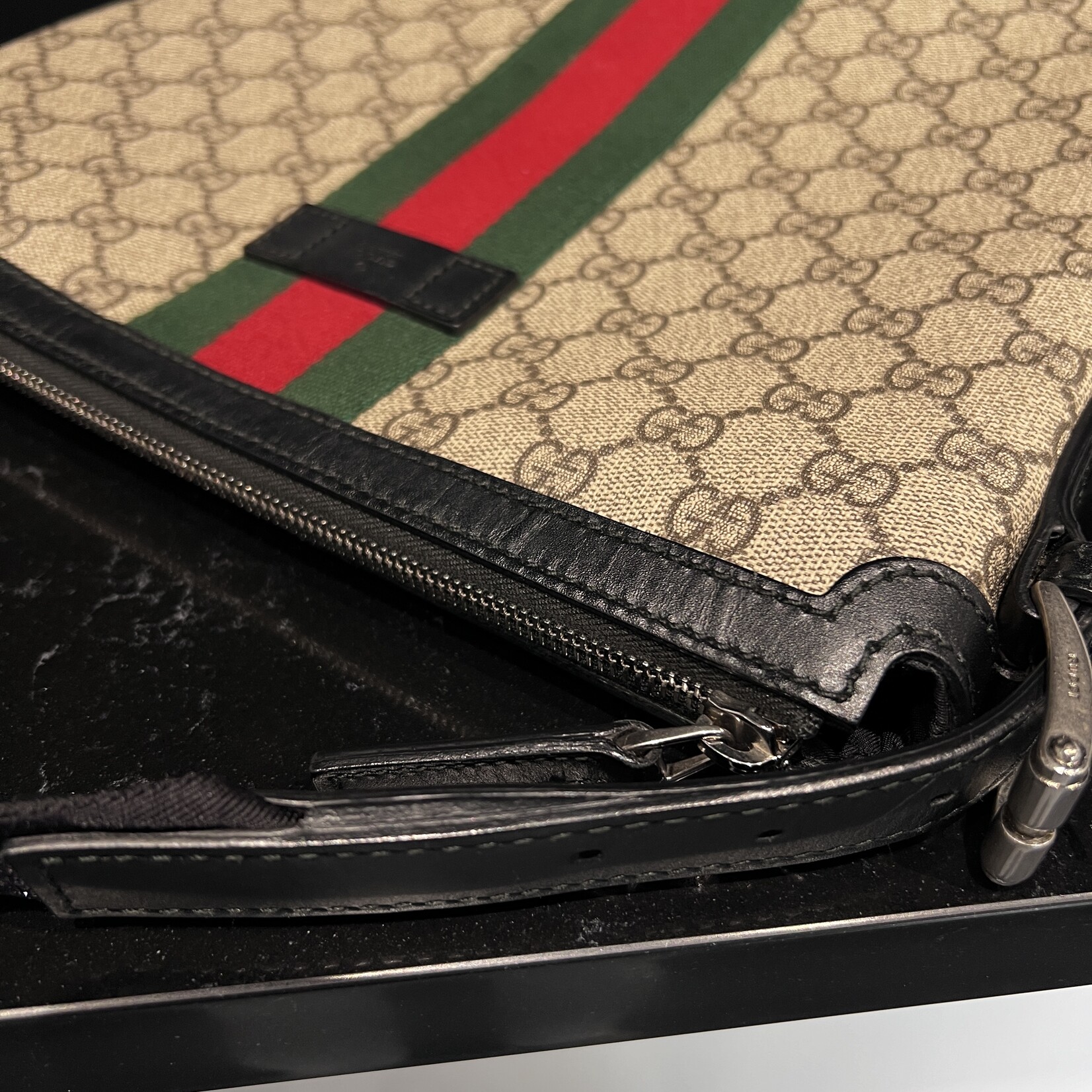 Gucci SOLD- Gucci Messenger Tote