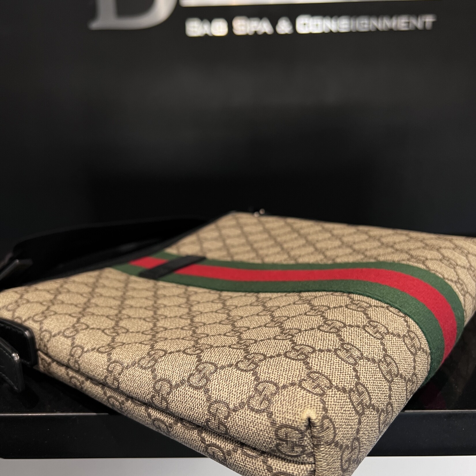Gucci SOLD- Gucci Messenger Tote