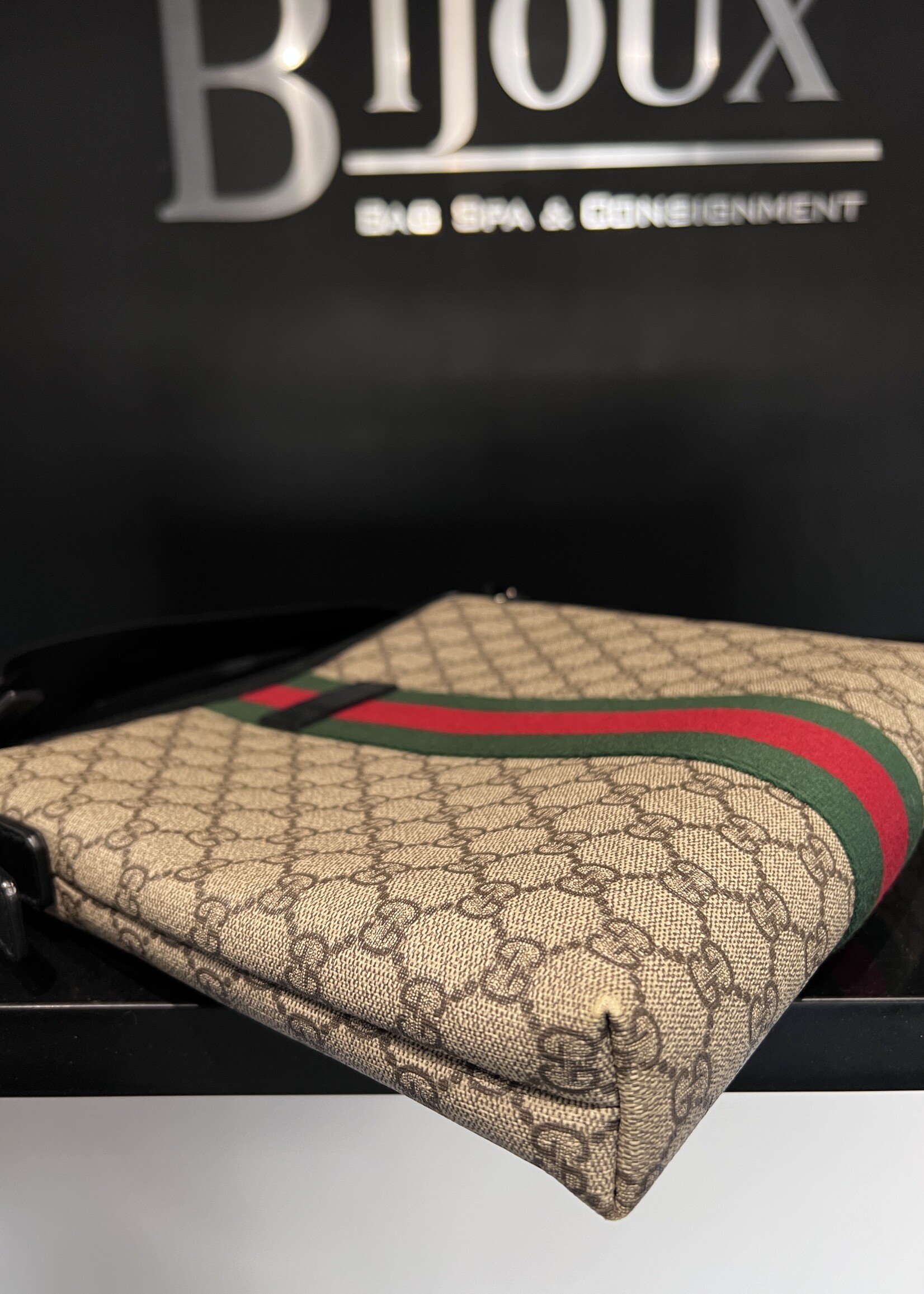 Gucci SOLD- Gucci Messenger Tote