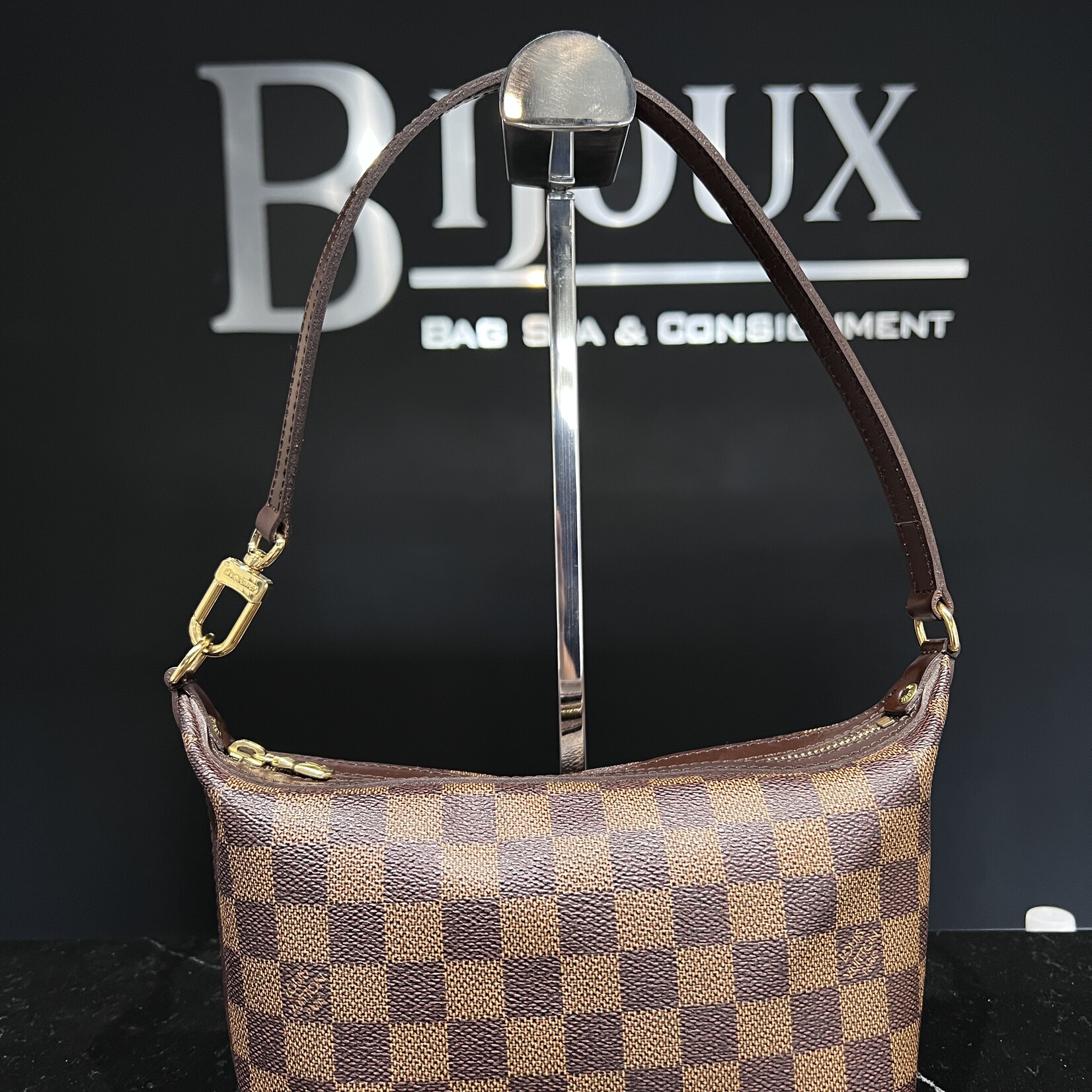 Louis Vuitton SOLD- Louis Vuitton Liovo PM Damier Ebene