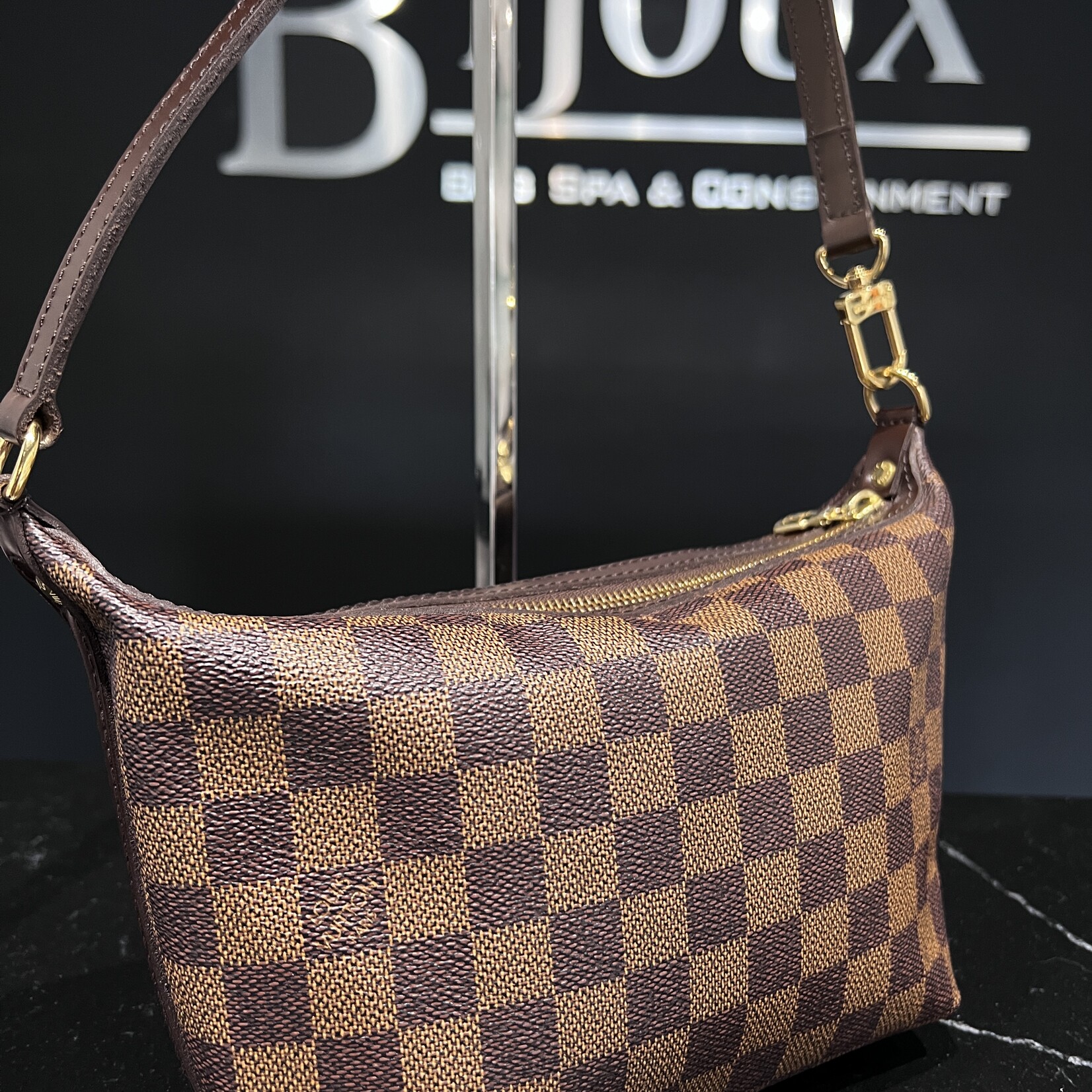 Louis Vuitton SOLD- Louis Vuitton Liovo PM Damier Ebene