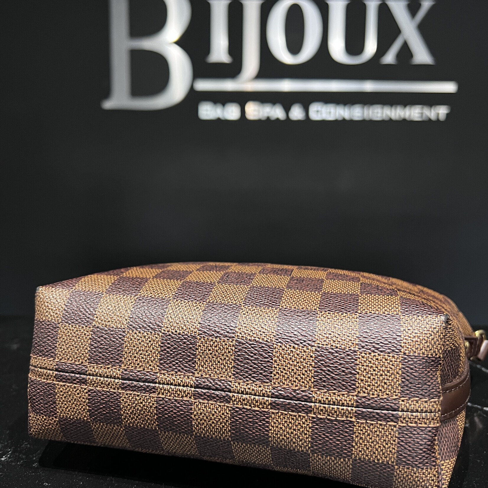 Louis Vuitton SOLD- Louis Vuitton Liovo PM Damier Ebene