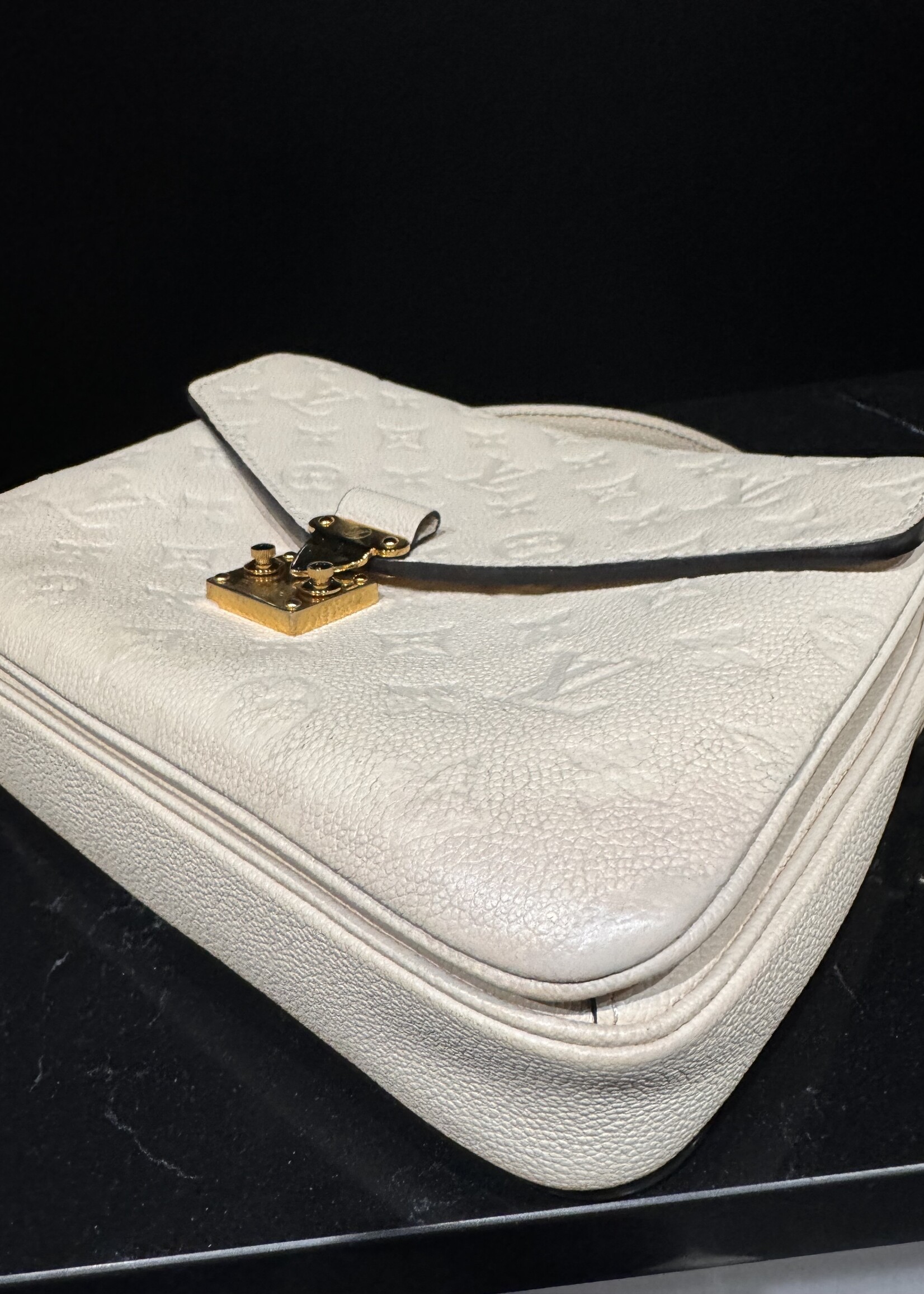 Louis Vuitton SOLD - Louis Vuitton Pochette Metis