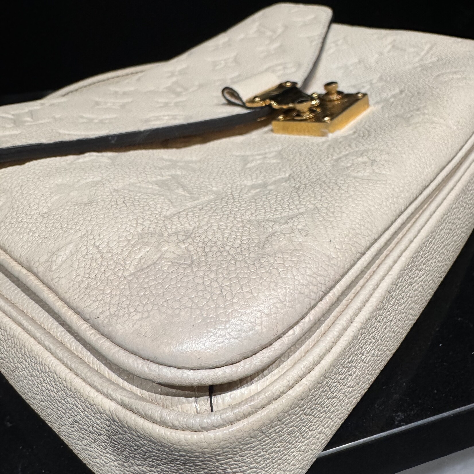 Louis Vuitton SOLD - Louis Vuitton Pochette Metis
