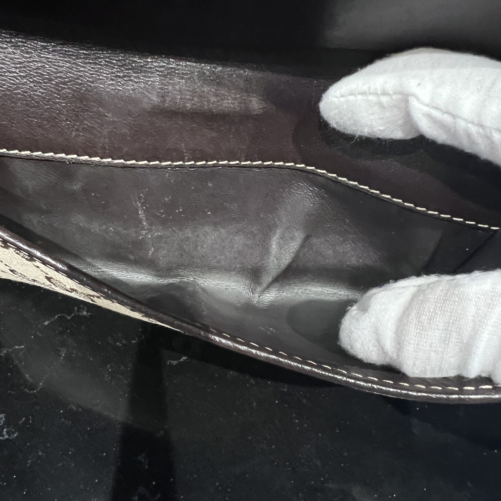 Gucci SOLD- Gucci Wallet