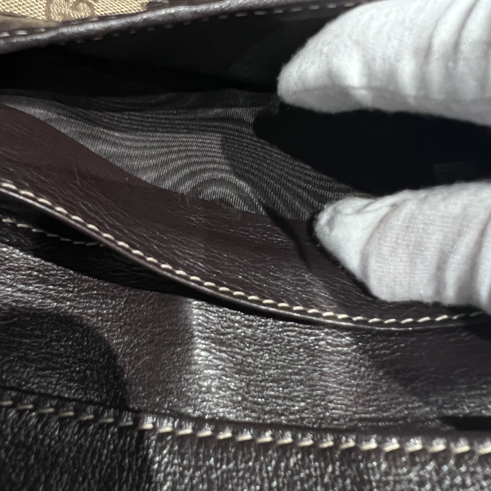 Gucci SOLD- Gucci Wallet