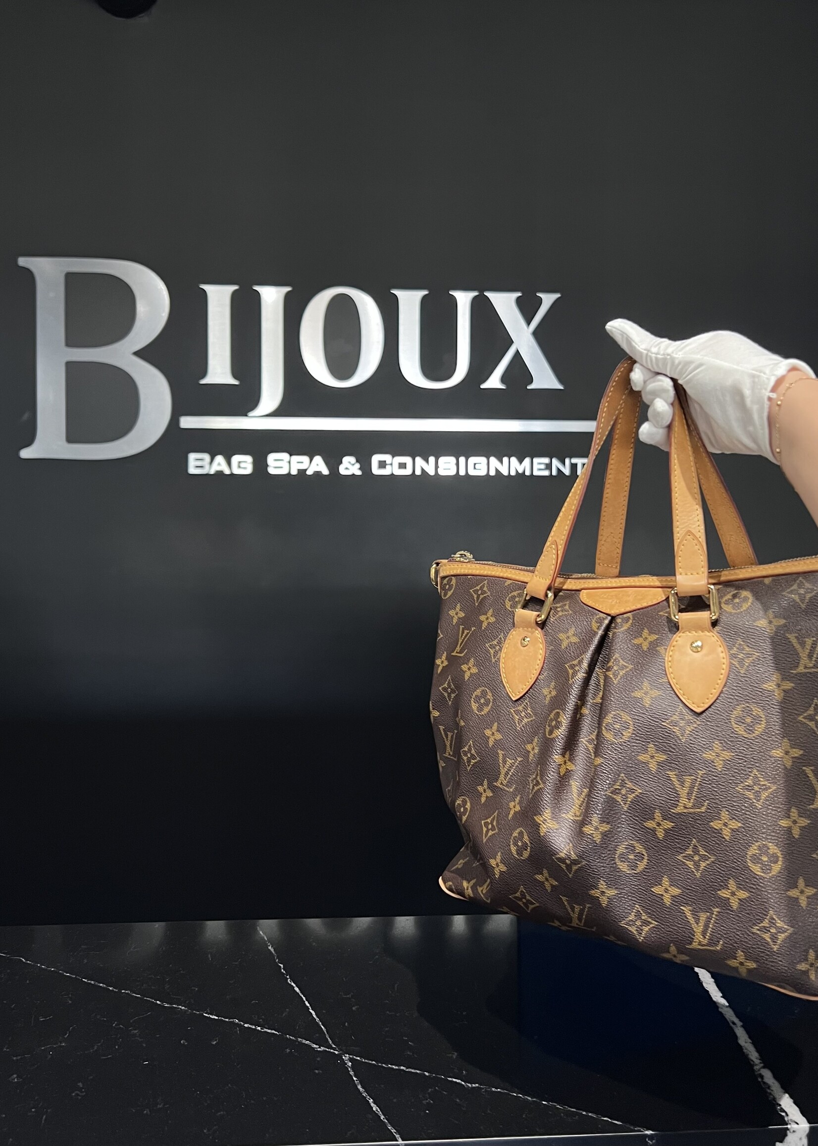 Louis Vuitton SOLD- Louis Vuitton Palermo PM