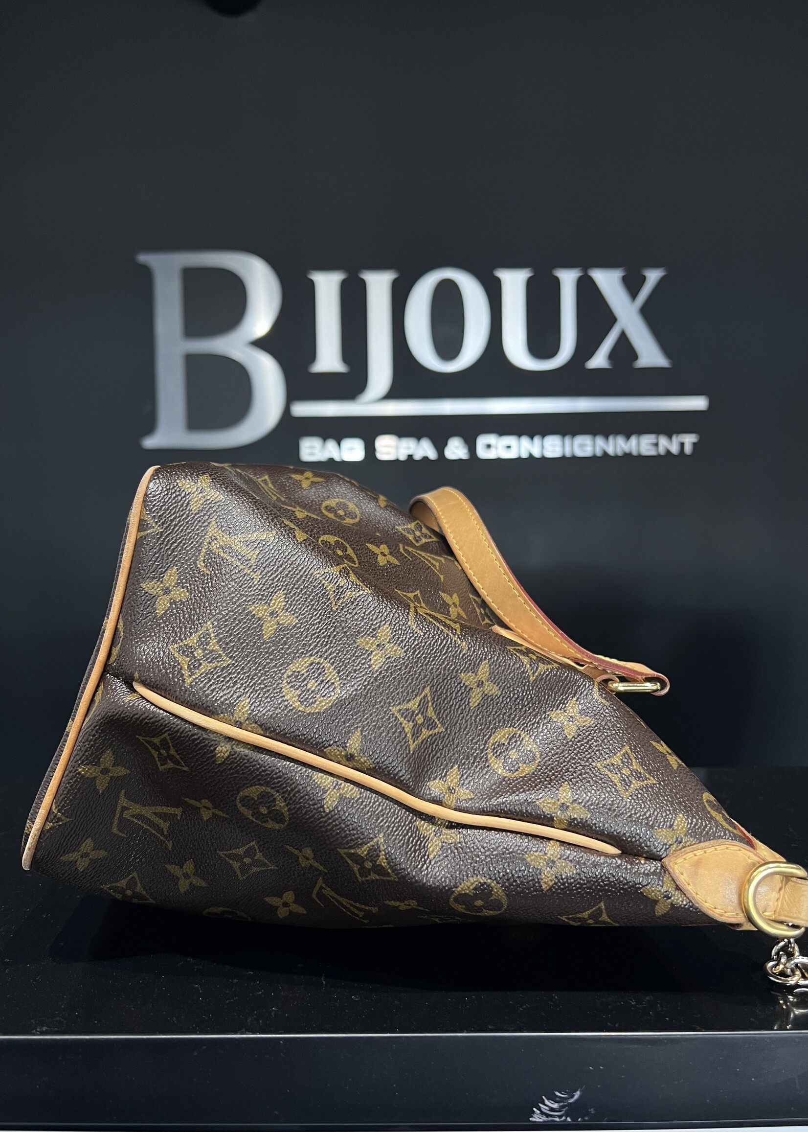 Louis Vuitton SOLD- Louis Vuitton Palermo PM