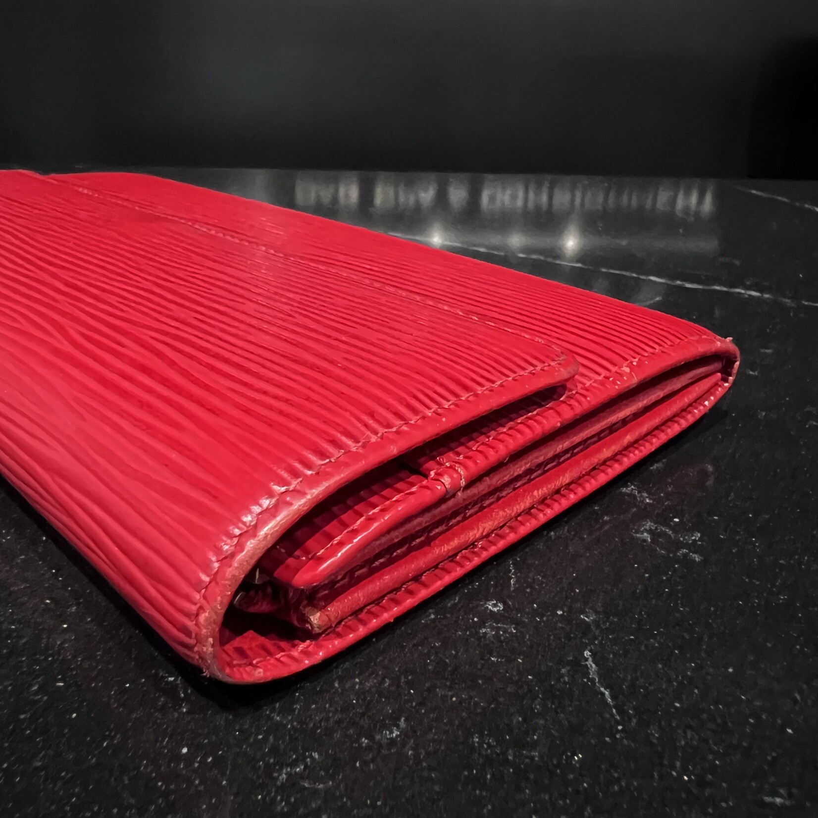 Louis Vuitton Louis Vuitton Sarah Epi Red Wallet
