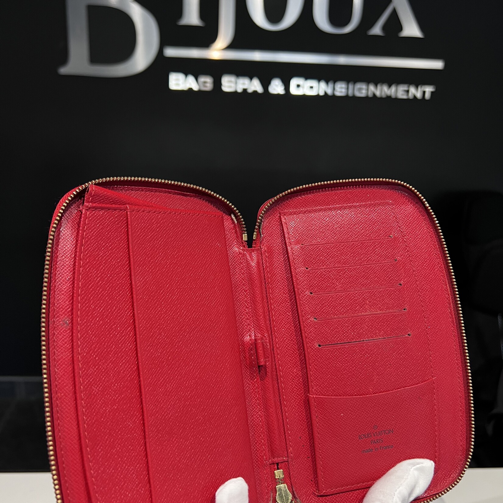 Louis Vuitton Louis Vuitton Bifold Red Epi Wallet