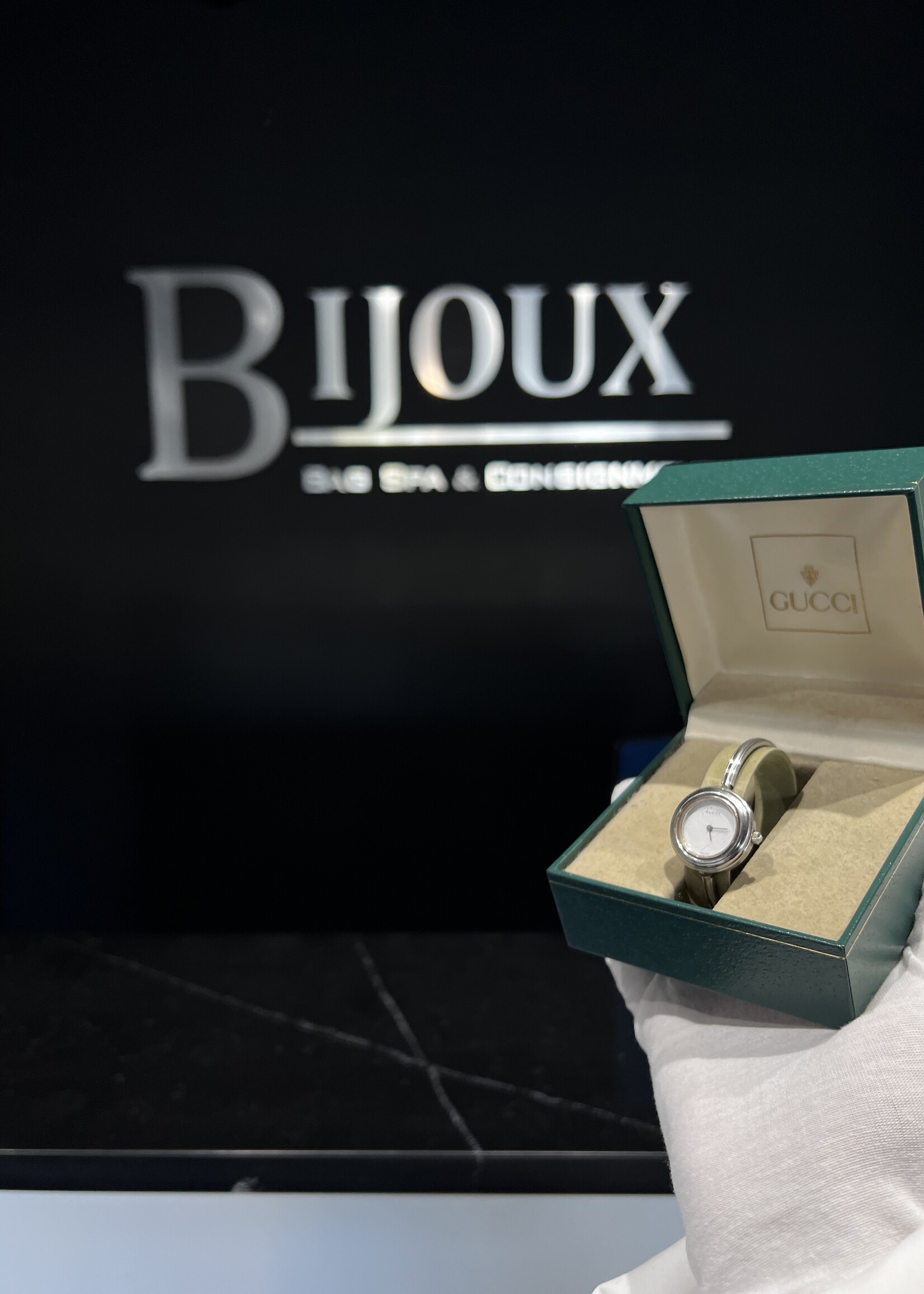 Gucci SOLD- Gucci Bezel Watch Stainless Steel