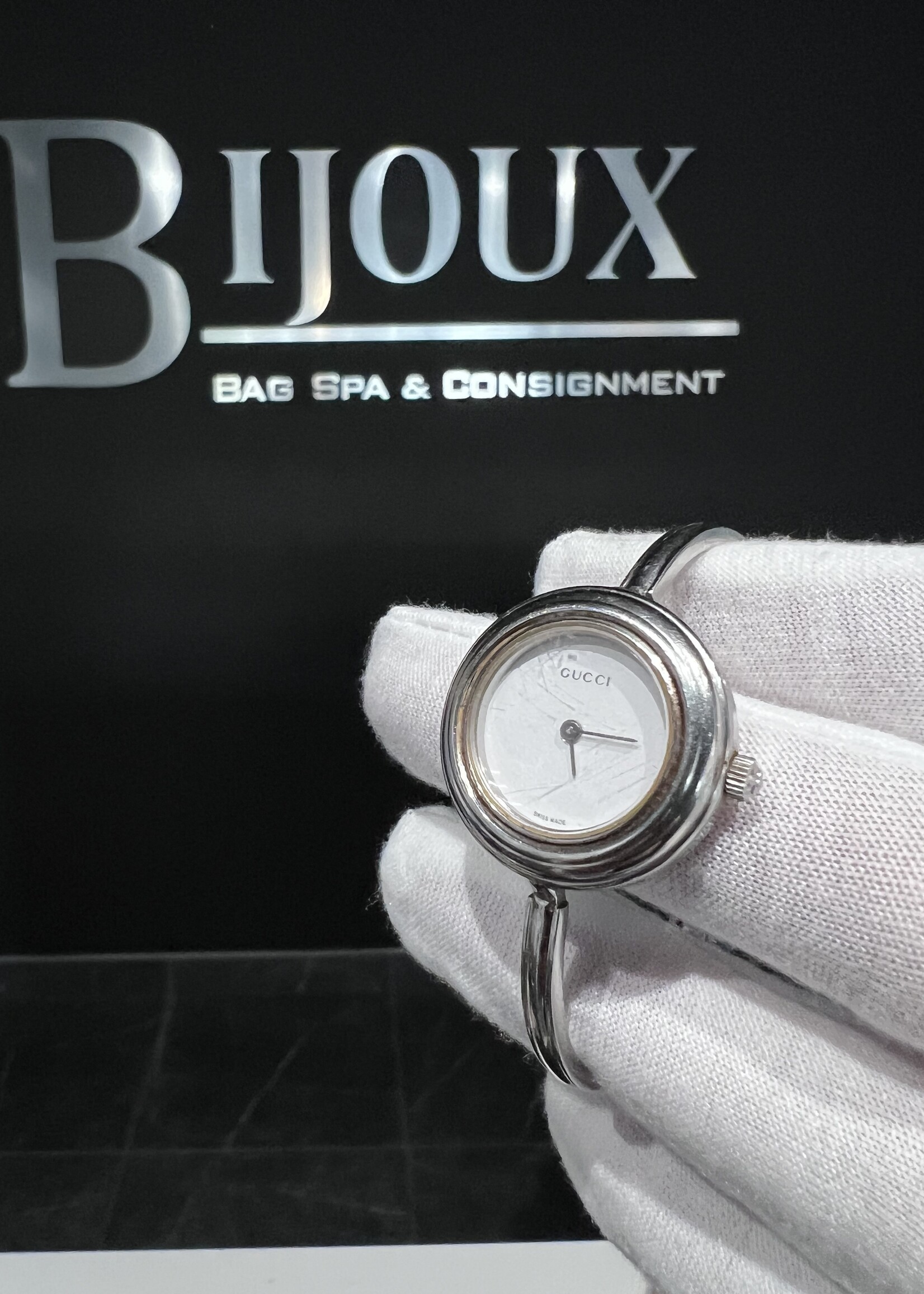 Gucci SOLD- Gucci Bezel Watch Stainless Steel