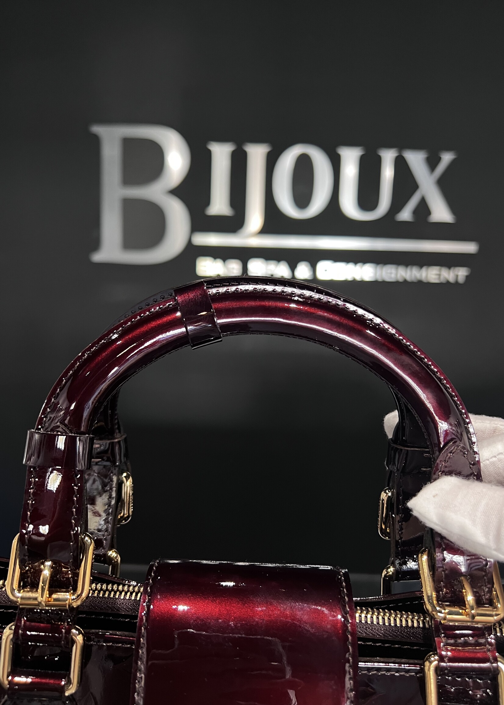 Louis Vuitton SOLD- Louis Vuitton Melrose Avenue