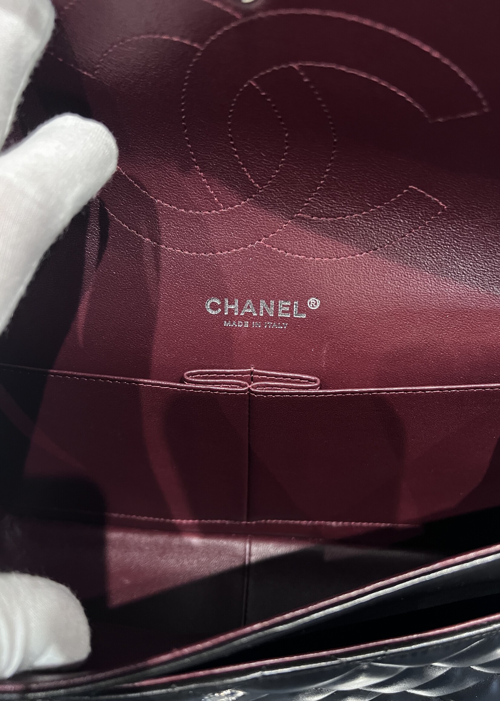 Chanel SOLD - Chanel Classic Jumbo Double Flap Black