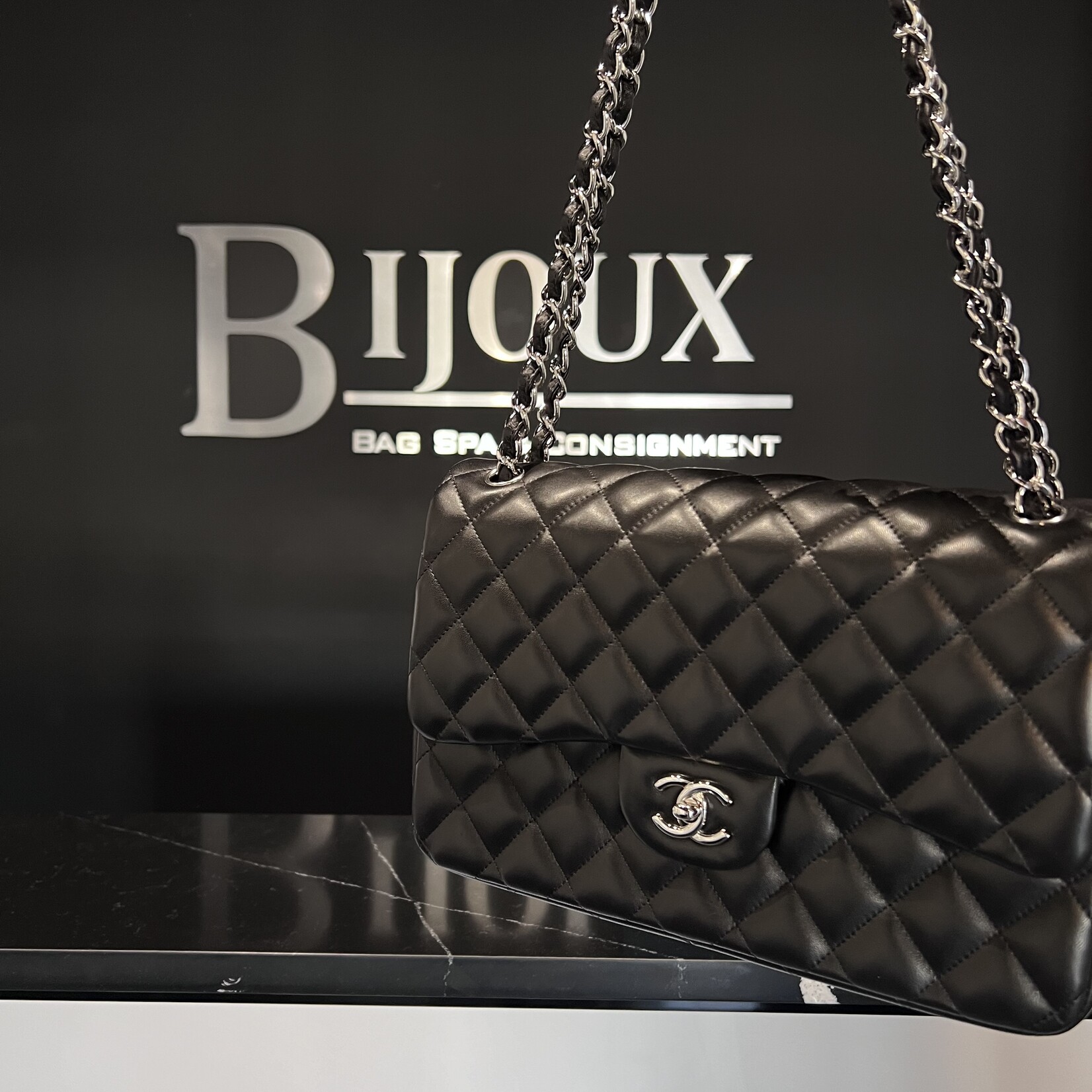 Chanel SOLD - Chanel Classic Jumbo Double Flap Black