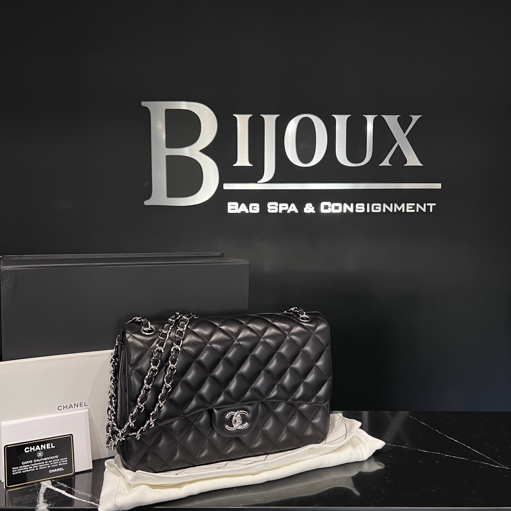 Chanel SOLD - Chanel Classic Jumbo Double Flap Black