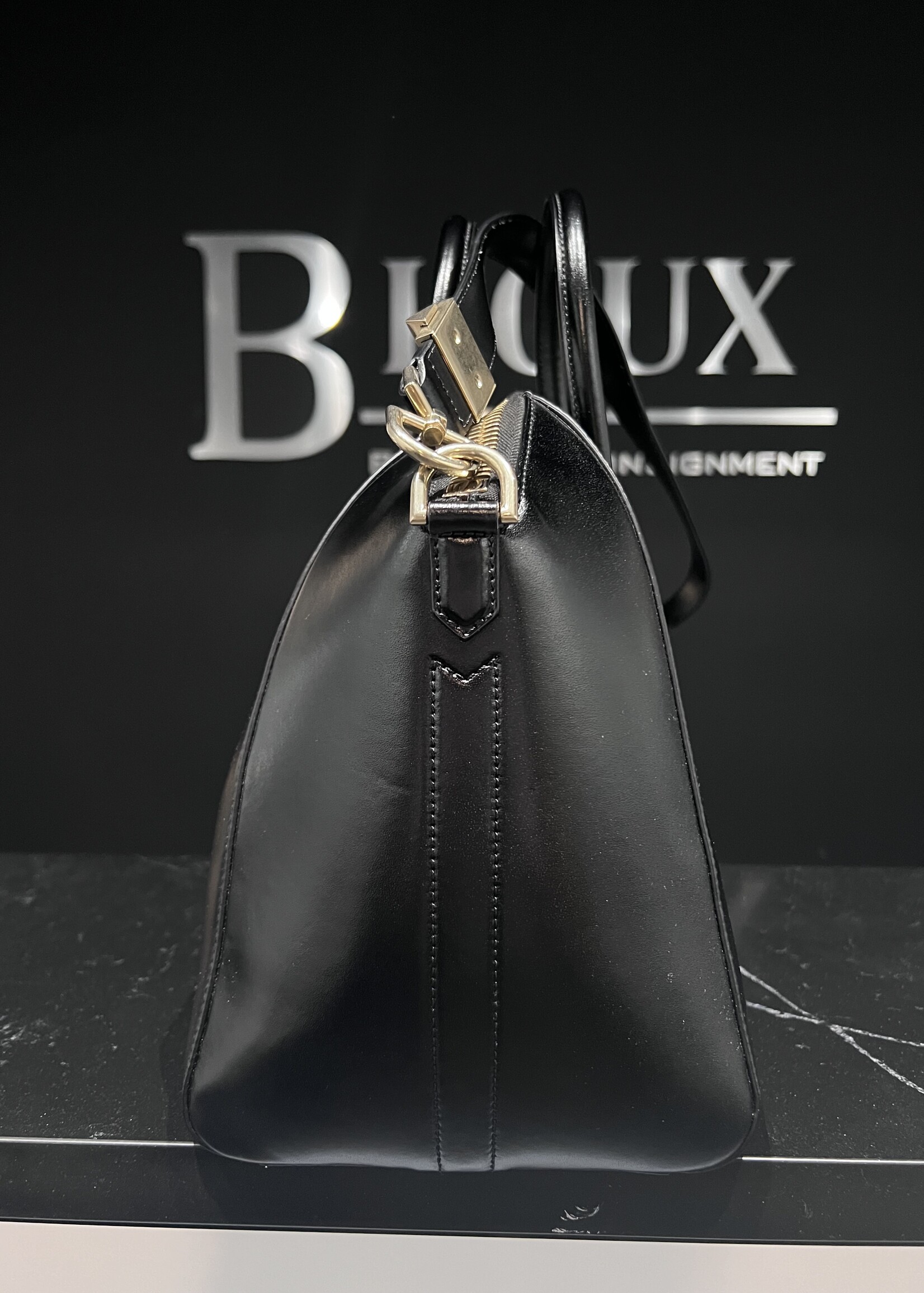 Givenchy SOLD- Givenchy Antigona