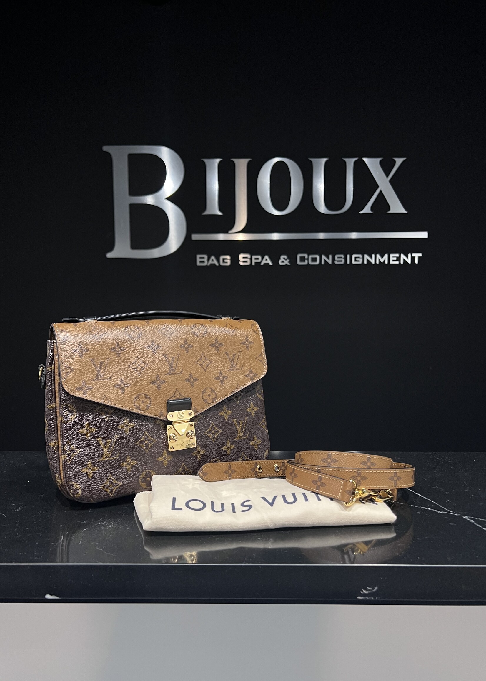 Louis Vuitton SOLD- Louis Vuitton Monogram Reverse Pochette Metis