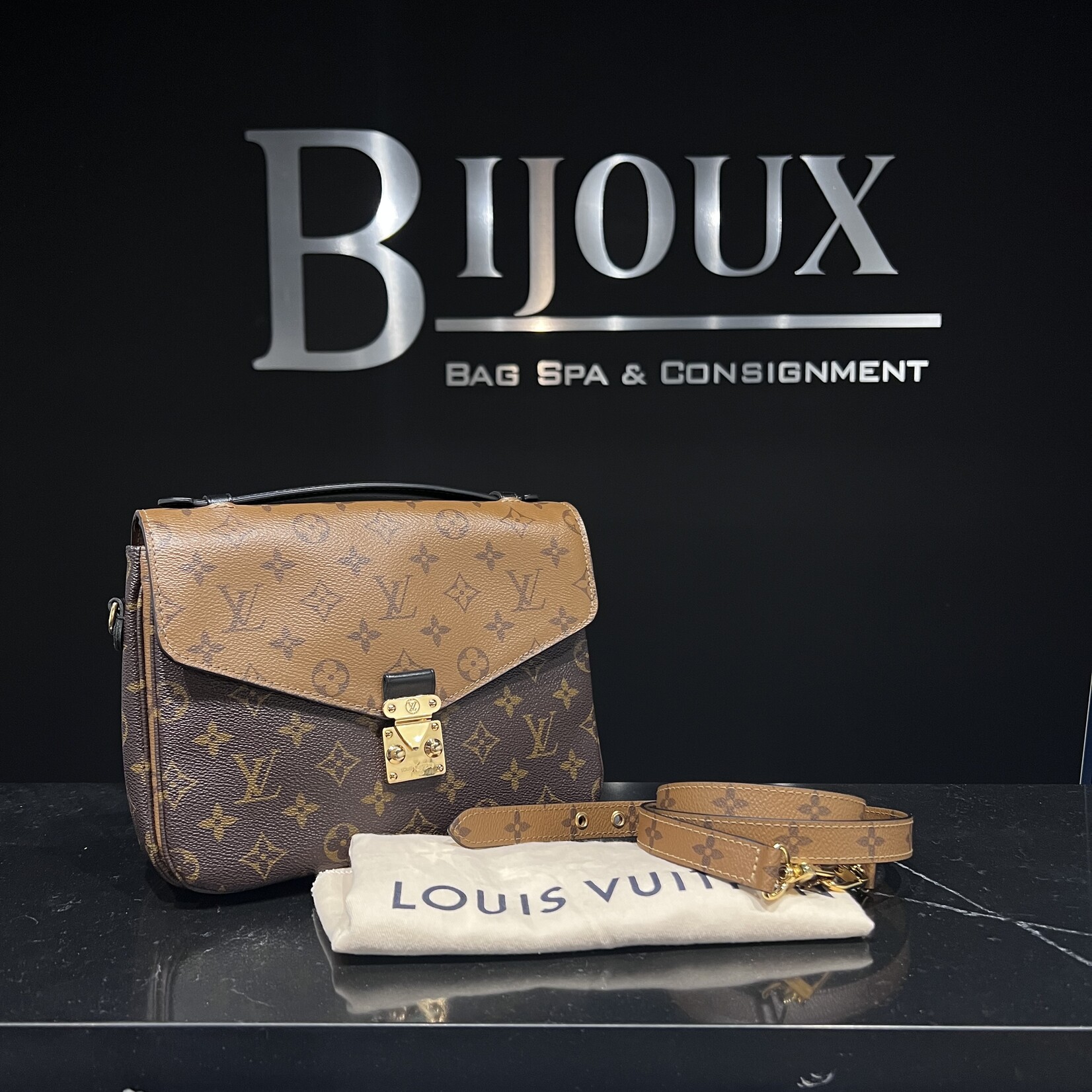 Louis Vuitton SOLD- Louis Vuitton Monogram Reverse Pochette Metis