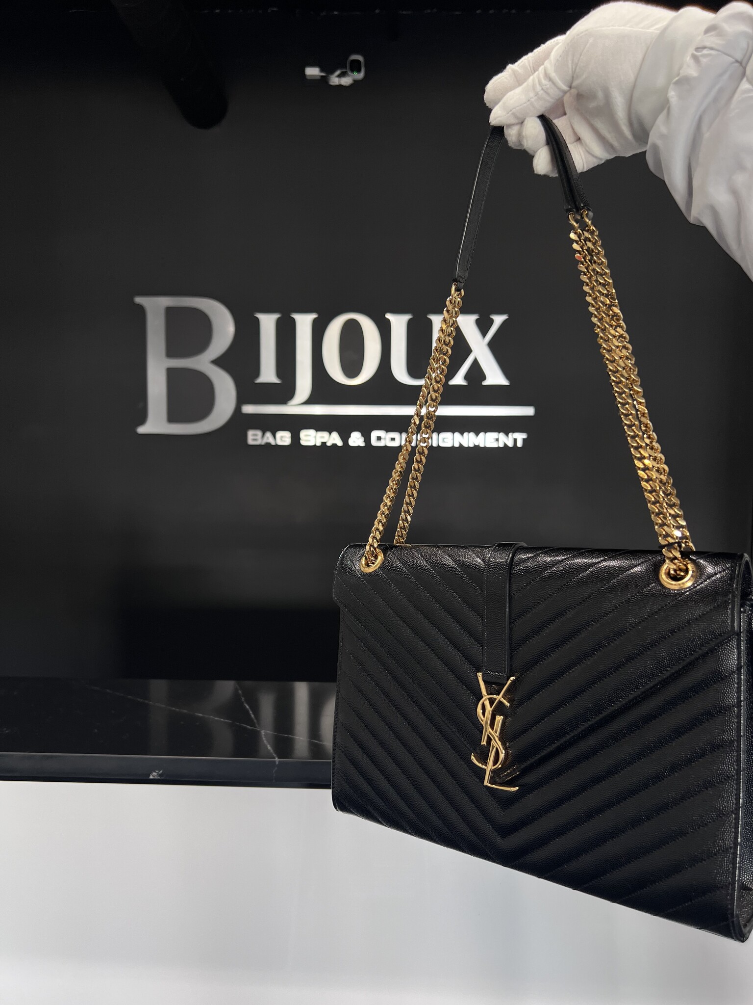 Saint Laurent Medium Envelope Bijoux Bag Spa Consignment
