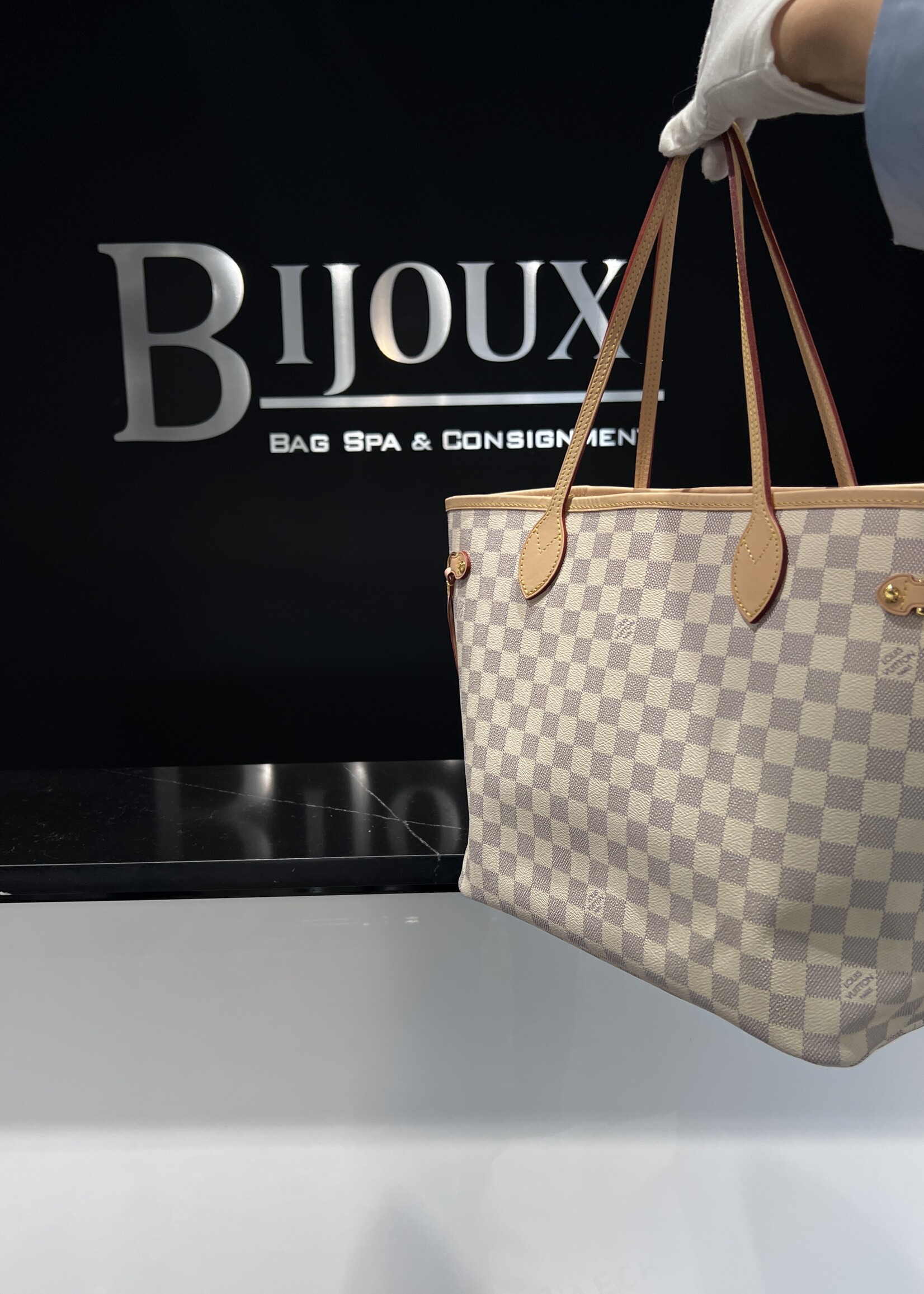 Louis Vuitton SOLD- Louis Vuitton Neverfull MM Damier Azur
