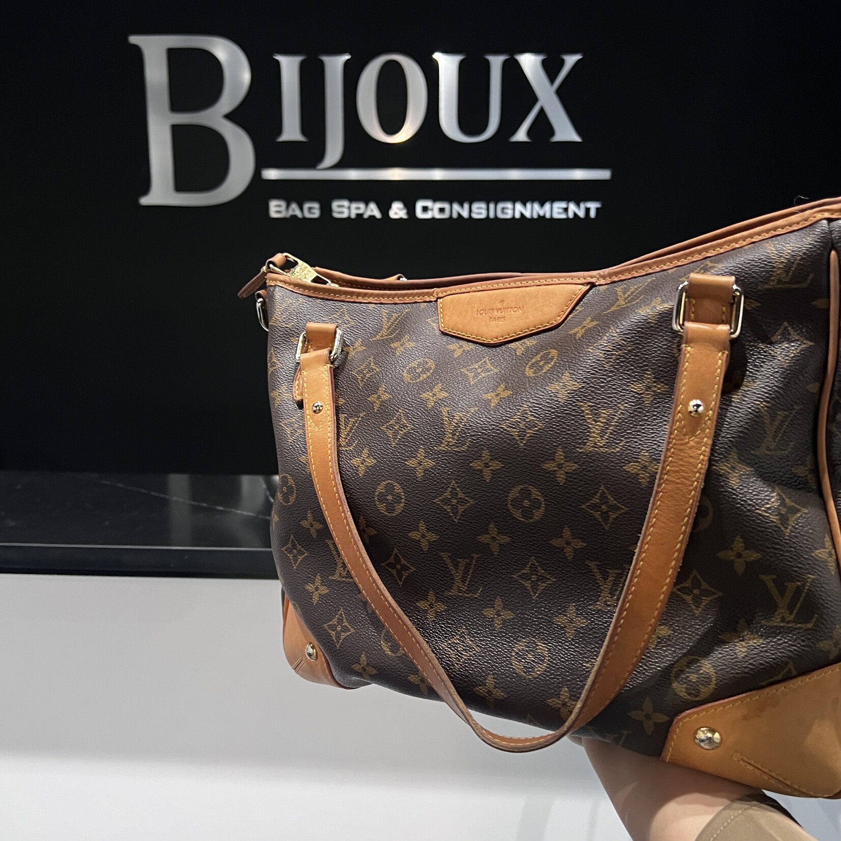 Louis Vuitton SOLD - Louis Vuitton Estrella MM Monogram