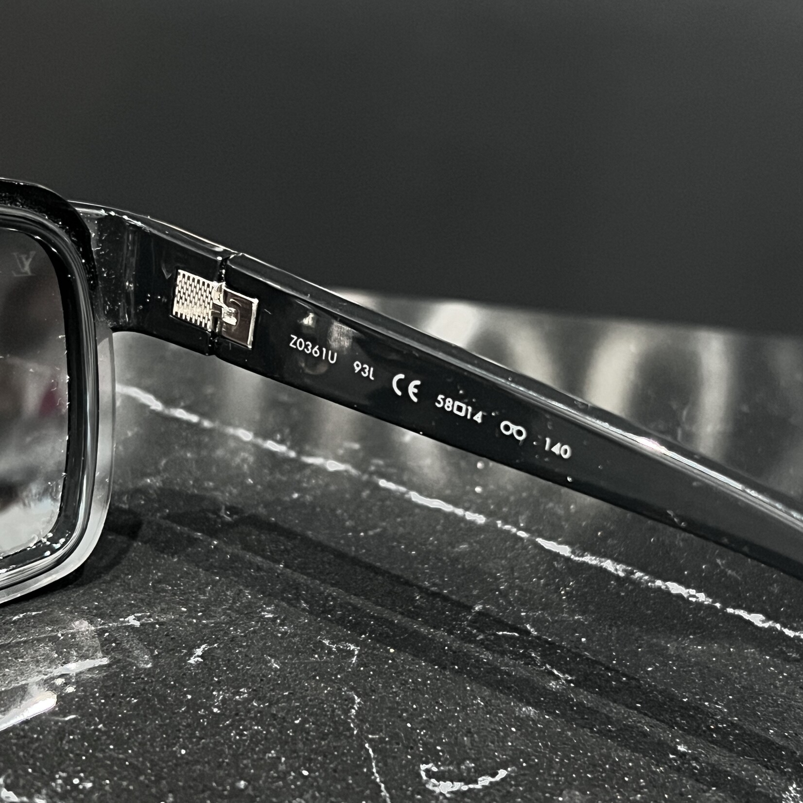 Louis Vuitton Louis Vuitton Z0361U Sunglasses