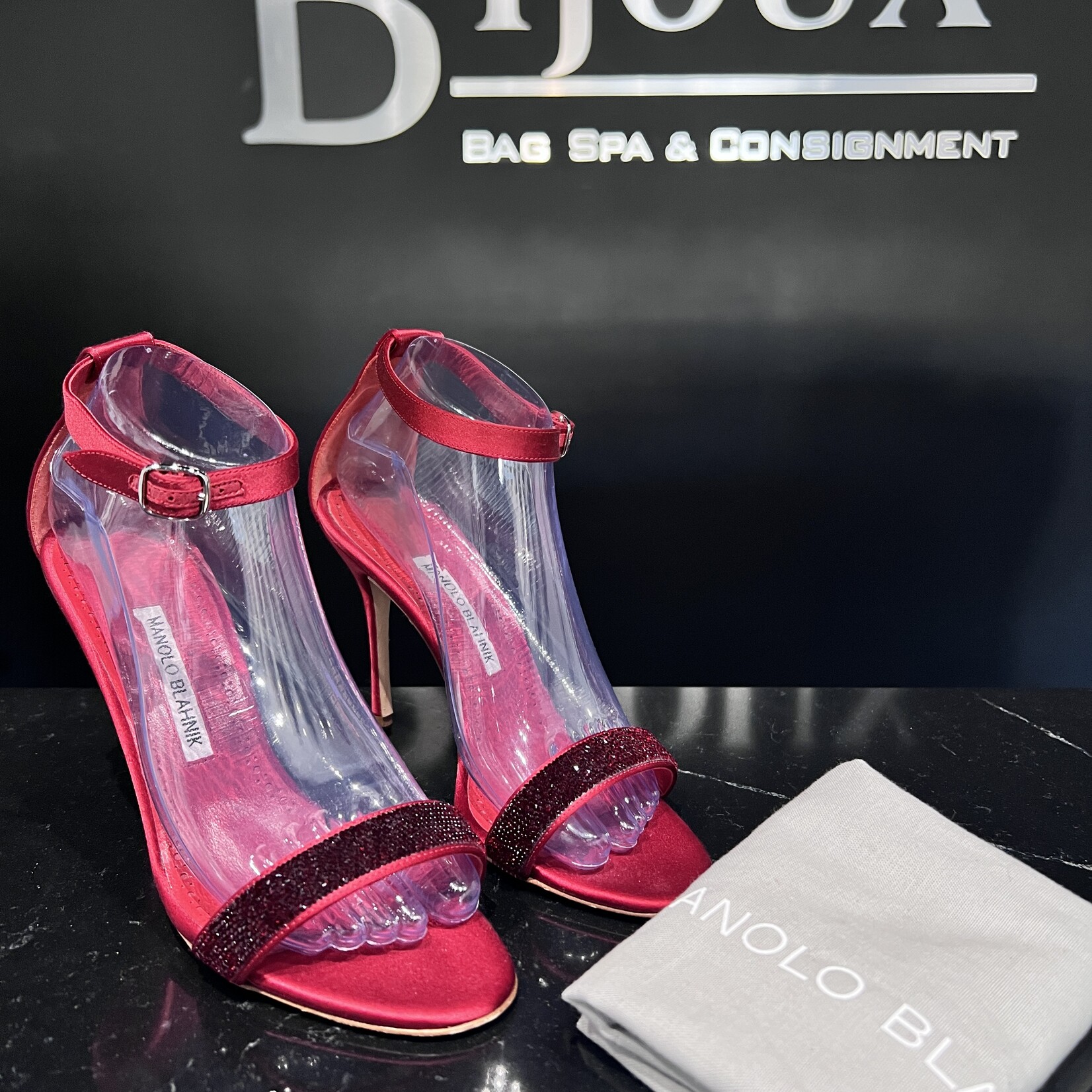 Manolo Blahnik Manolo Blahnik Red Sandals