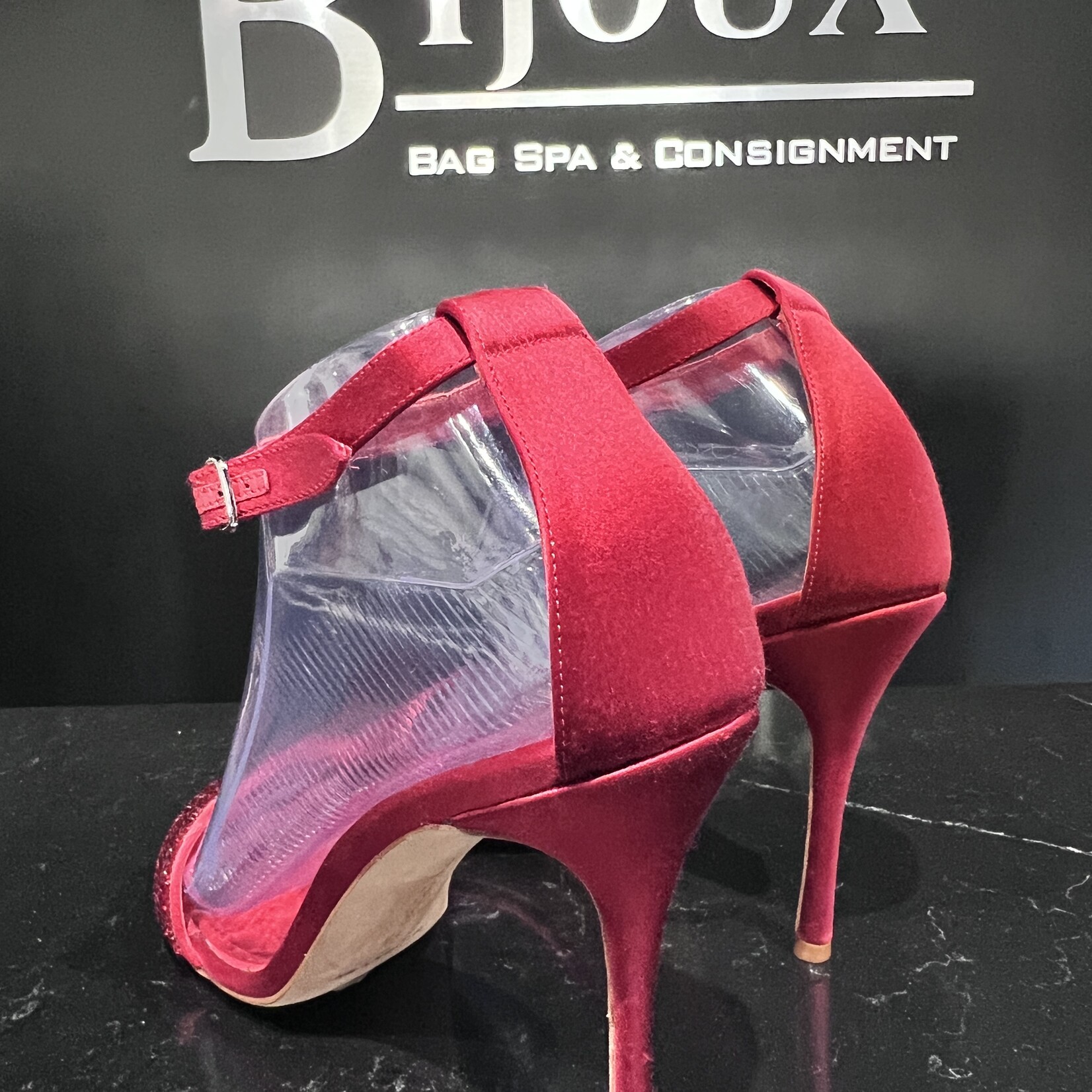 Manolo Blahnik Manolo Blahnik Red Sandals