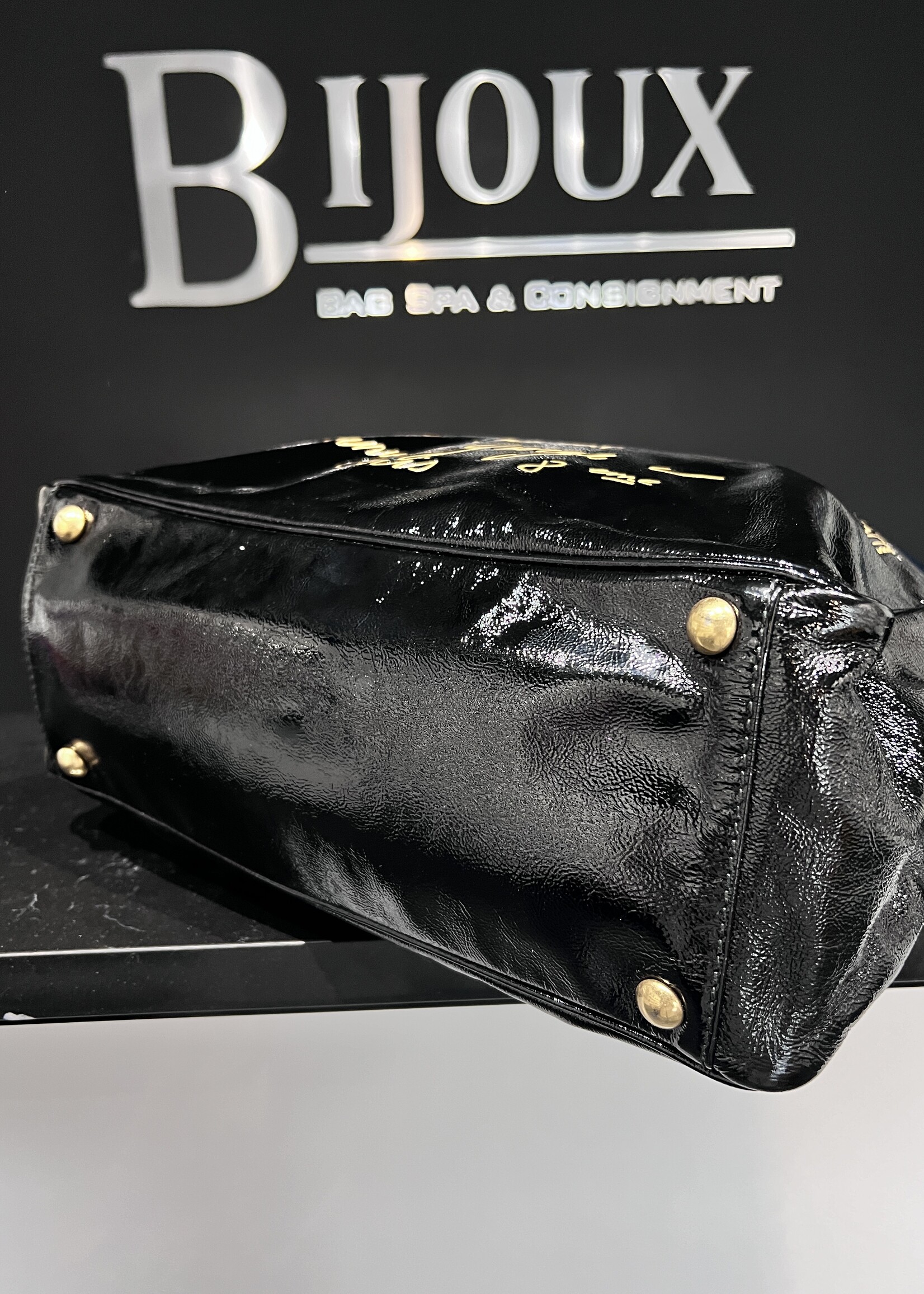 Saint Laurent SOLD- Saint Laurent Y Mail Tote