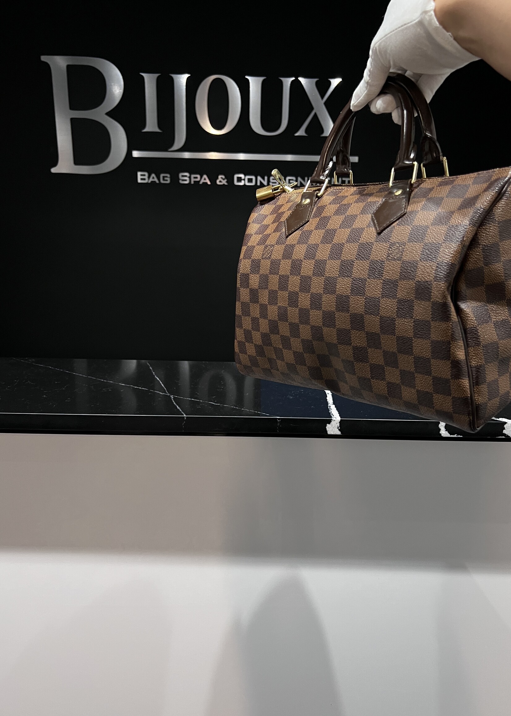 Louis Vuitton SOLD - Louis Vuitton Bandouliere Damier Speedy 30