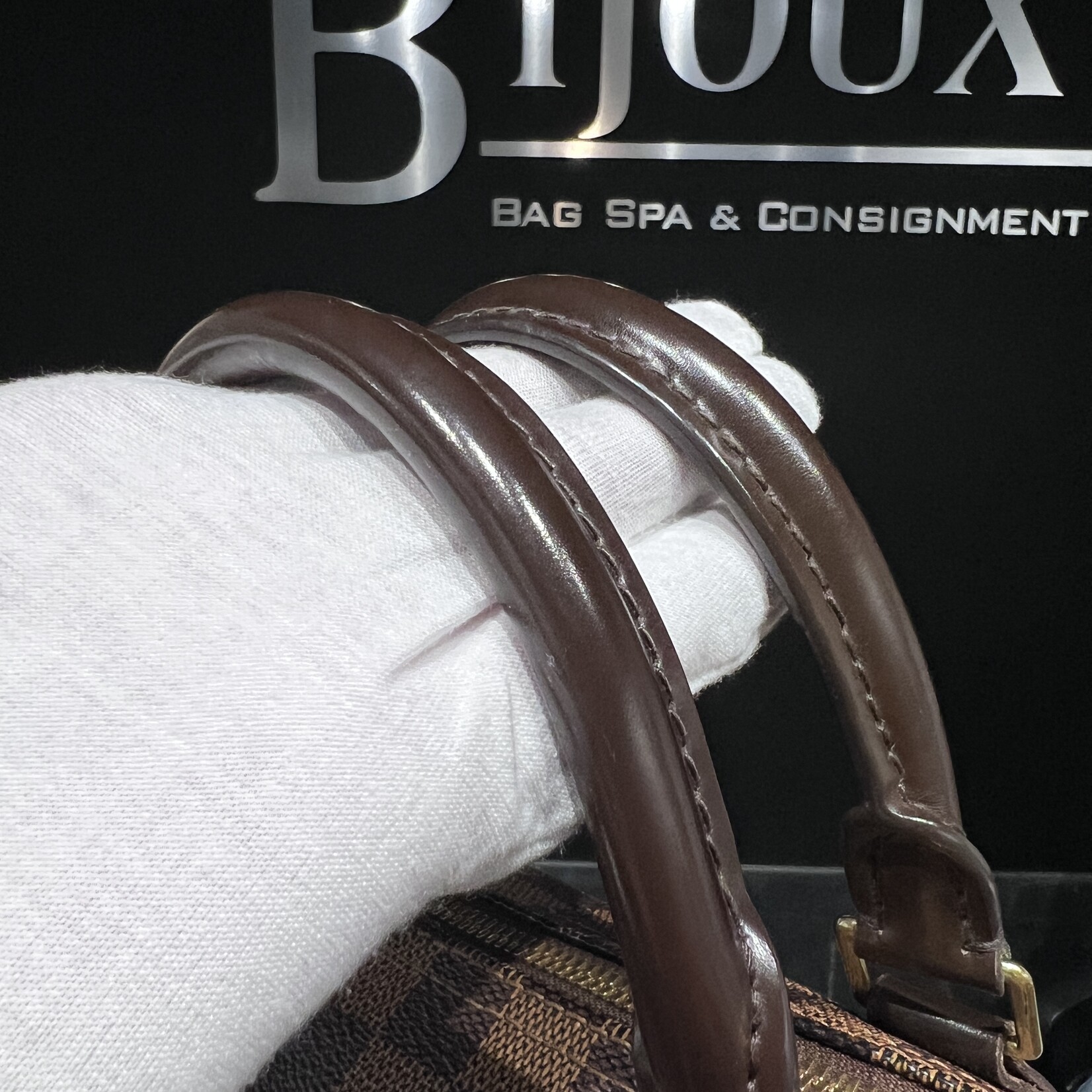 Louis Vuitton SOLD - Louis Vuitton Bandouliere Damier Speedy 30