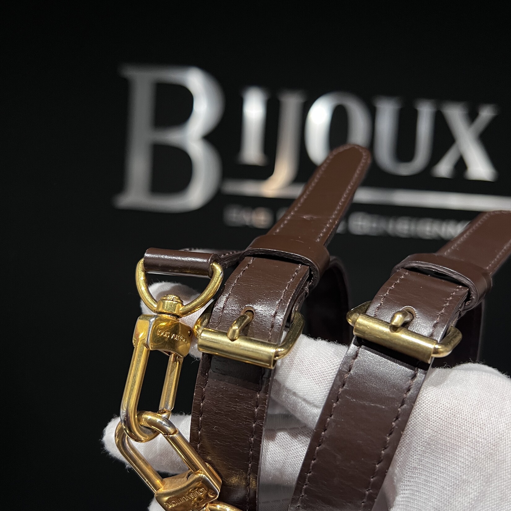 Louis Vuitton SOLD - Louis Vuitton Bandouliere Damier Speedy 30