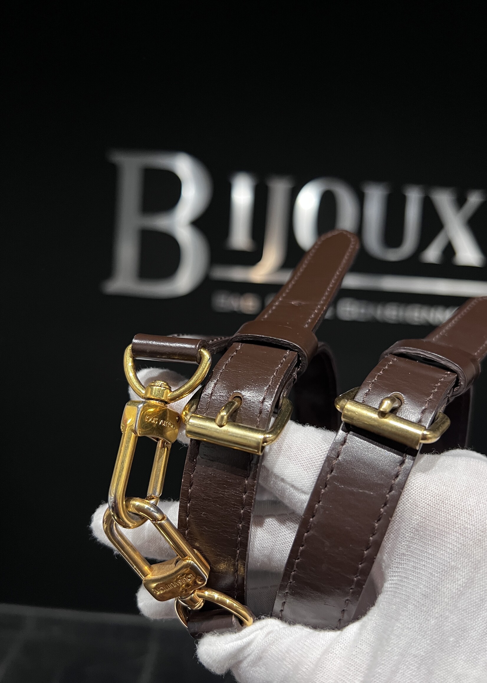 Louis Vuitton SOLD - Louis Vuitton Bandouliere Damier Speedy 30