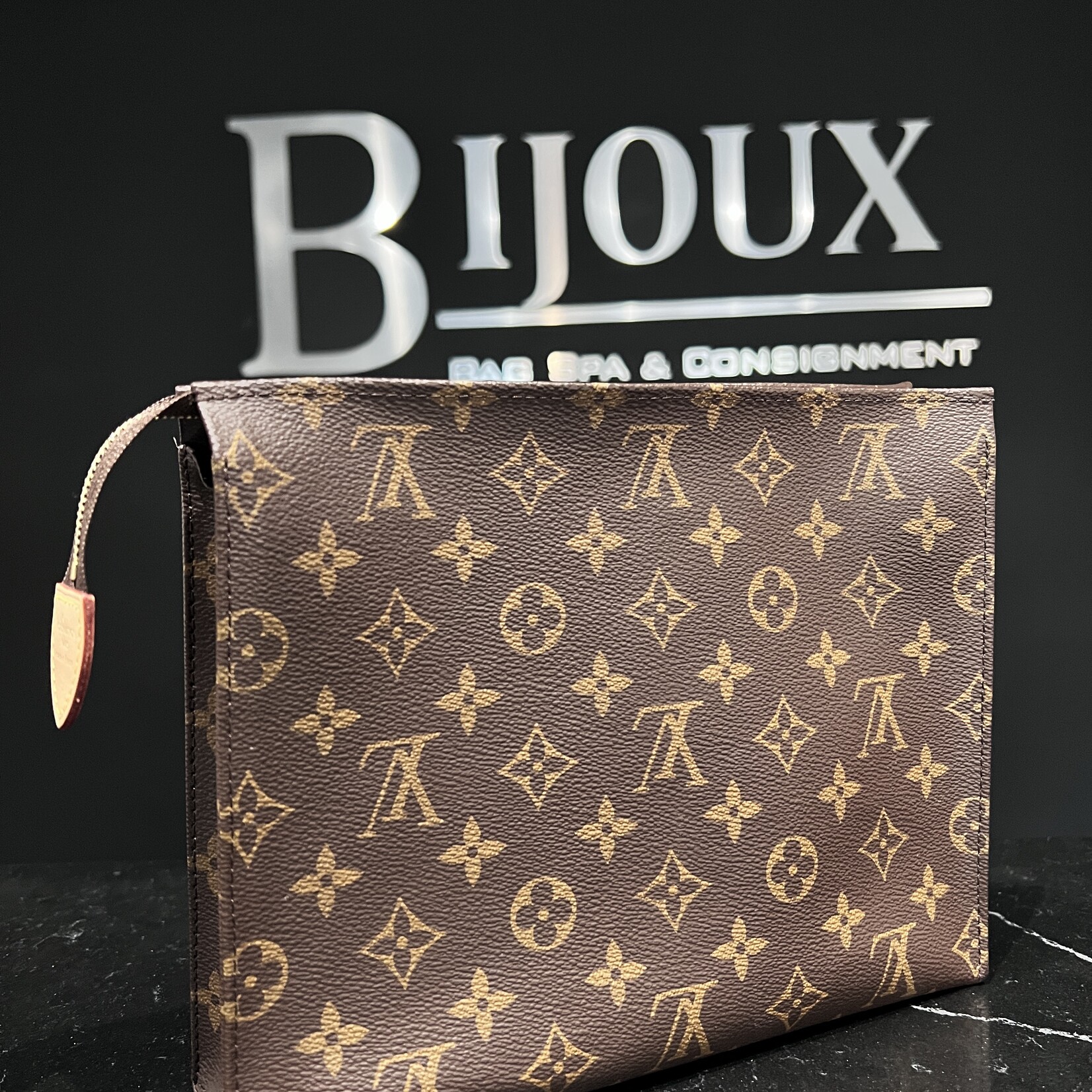 Louis Vuitton SOLD - Louis Vuitton Toiletry 26