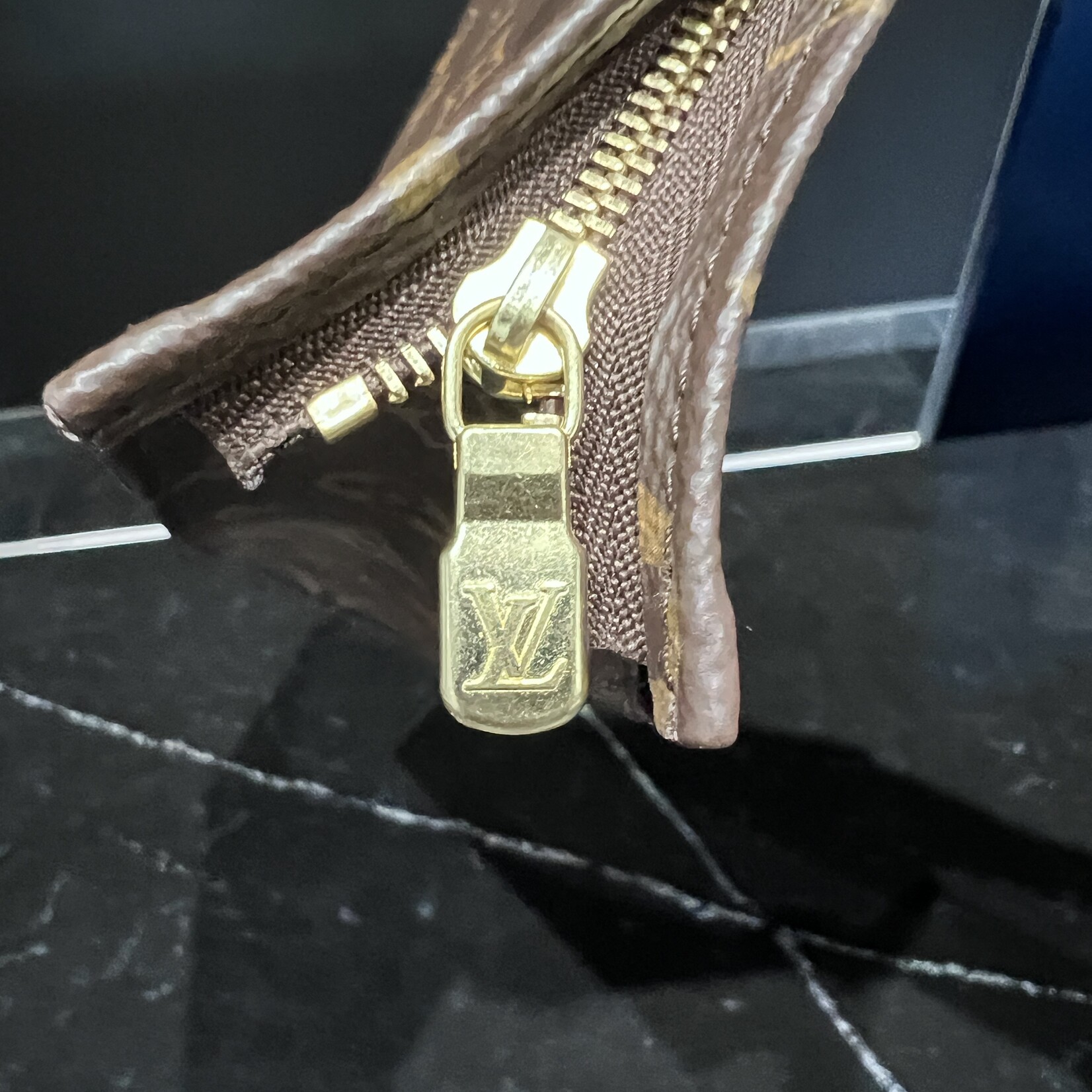 Louis Vuitton SOLD - Louis Vuitton Toiletry 26