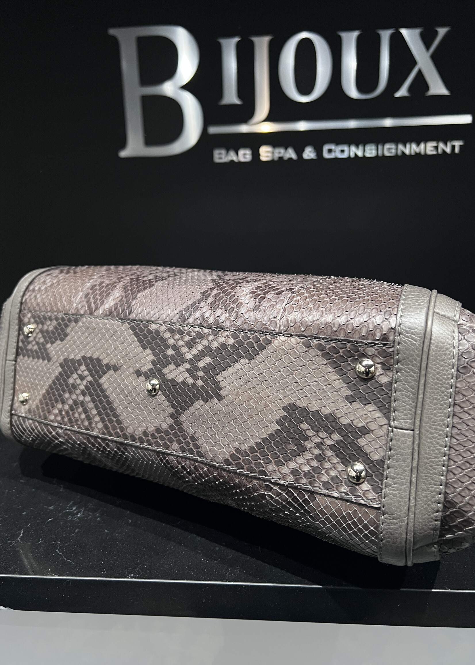 Gucci SOLD- Gucci Python Bella