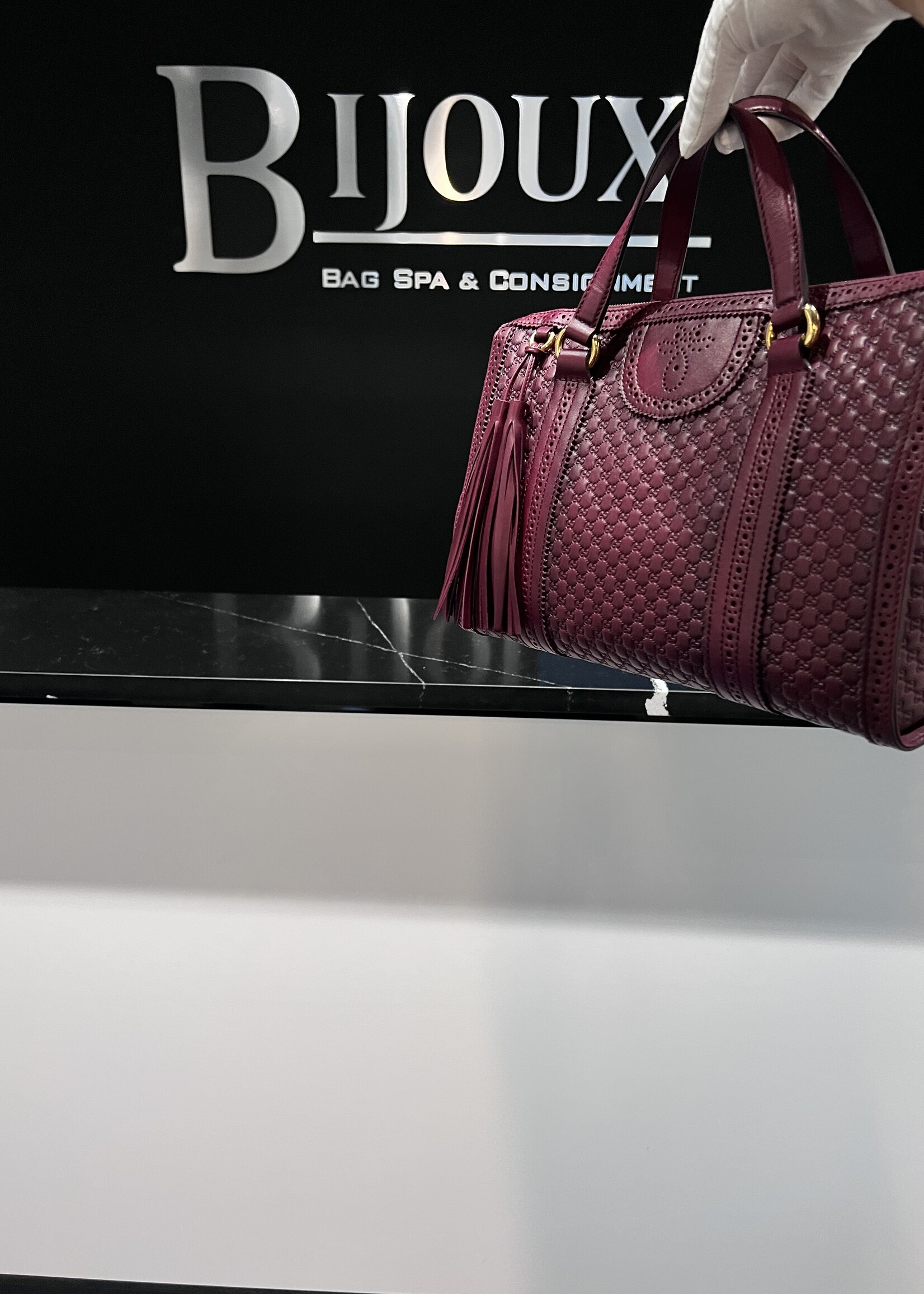 Gucci Gucci Microguccissima Brogue Bag