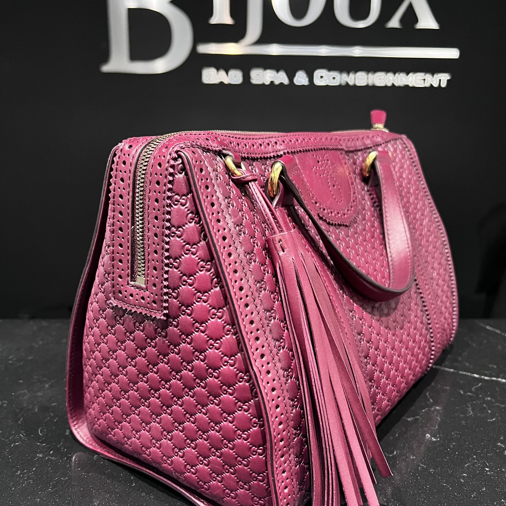 Gucci Gucci Microguccissima Brogue Bag