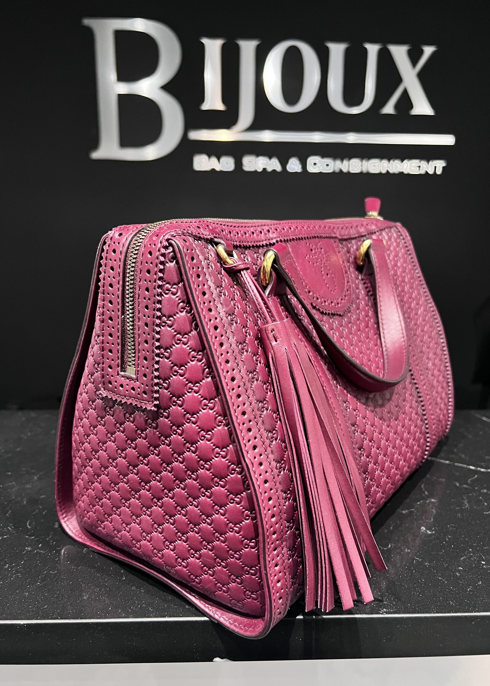 Gucci Gucci Microguccissima Brogue Bag