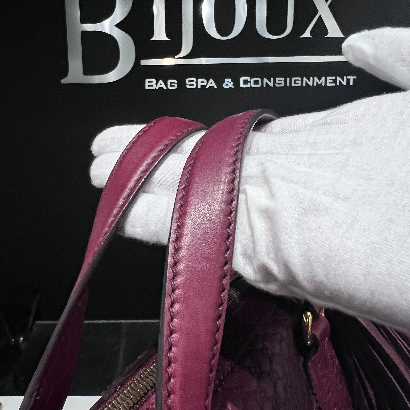 Gucci Gucci Microguccissima Brogue Bag