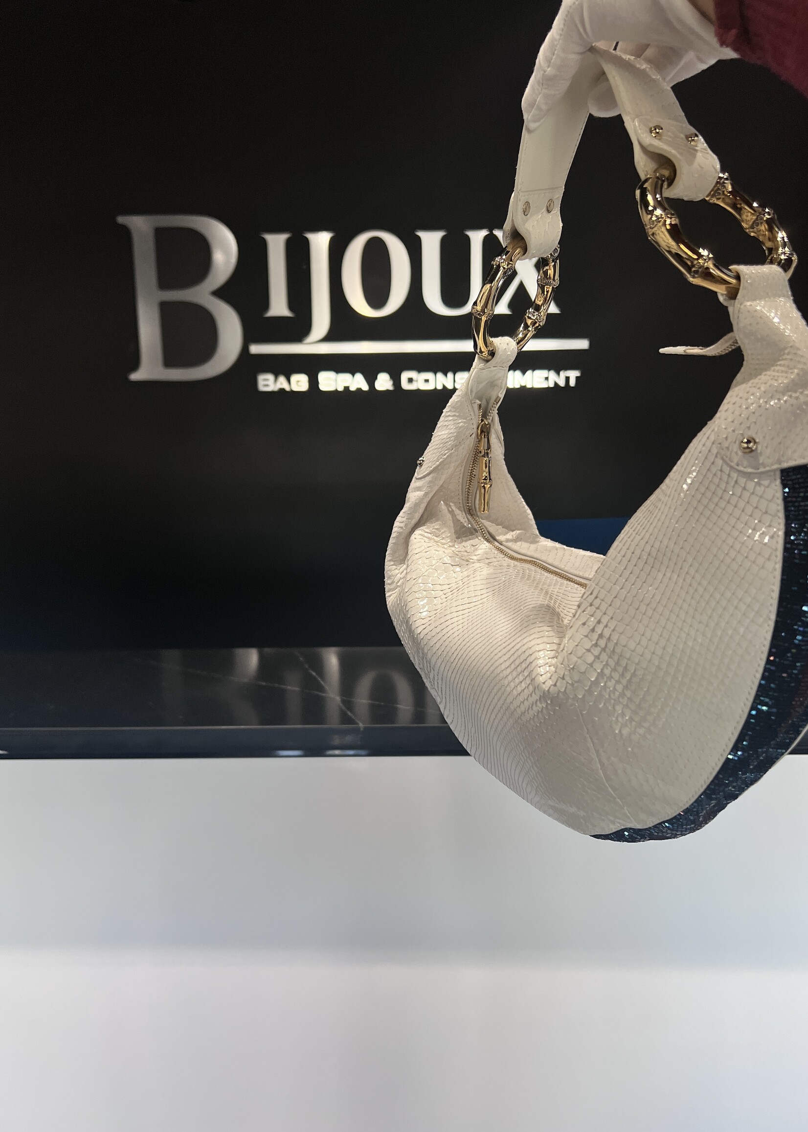 Gucci SOLD - Gucci Tom Ford Collab Ring Bag