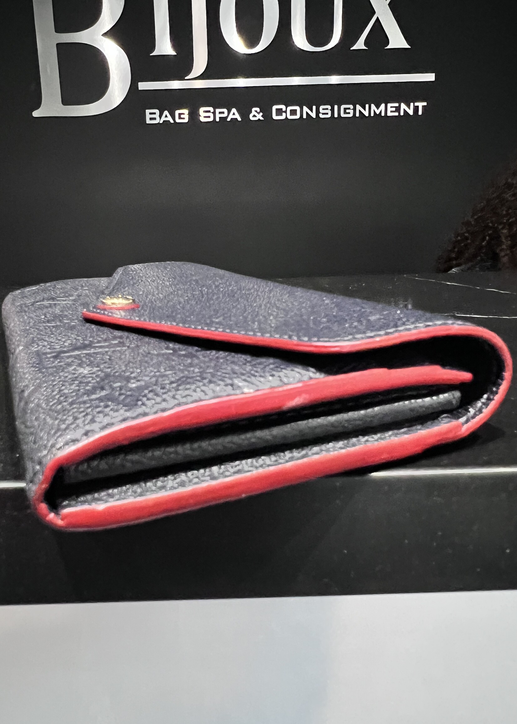 Louis Vuitton SOLD- Louis Vuitton Sarah Wallet