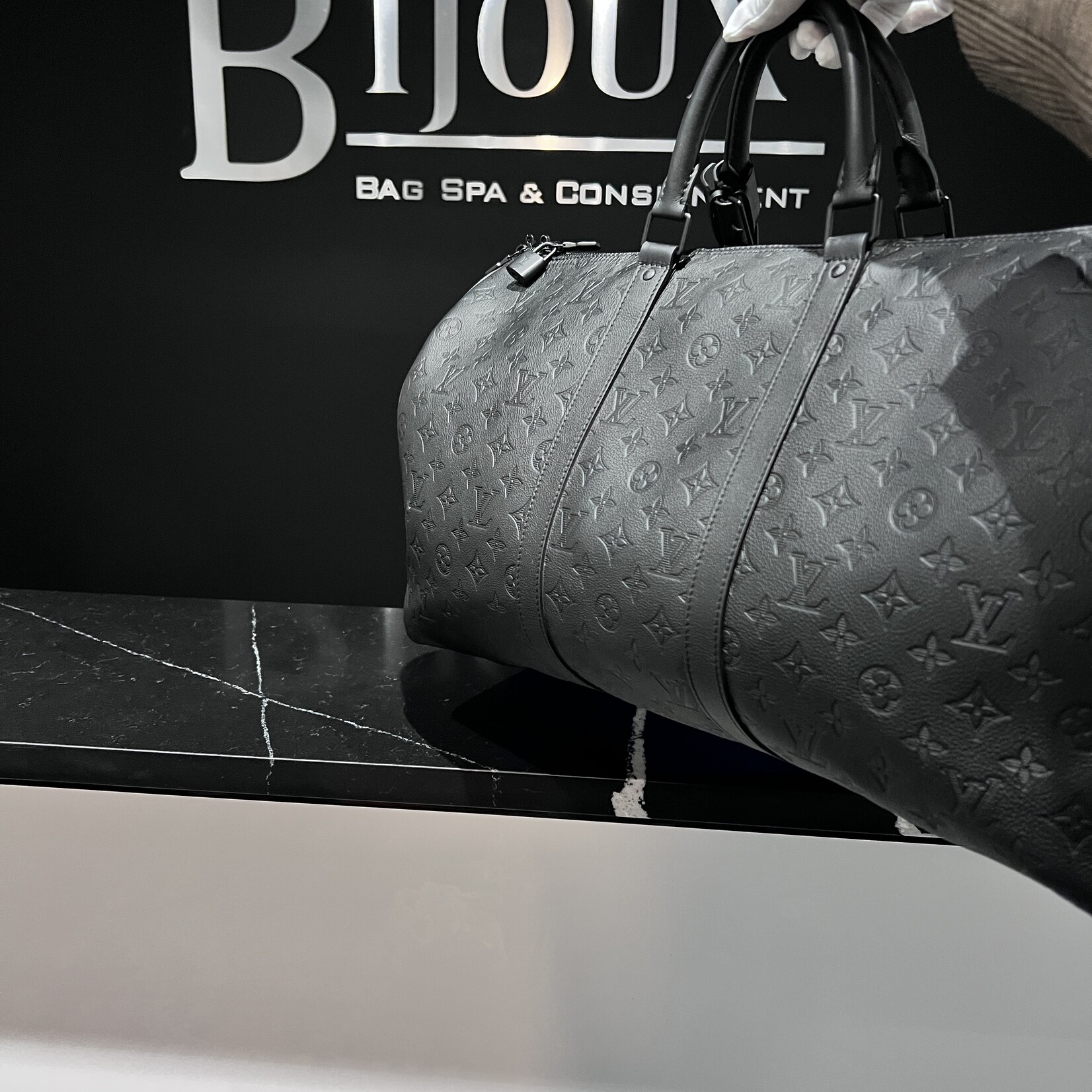Louis Vuitton Louis Vuitton Keepall 50 Monogram Shadow