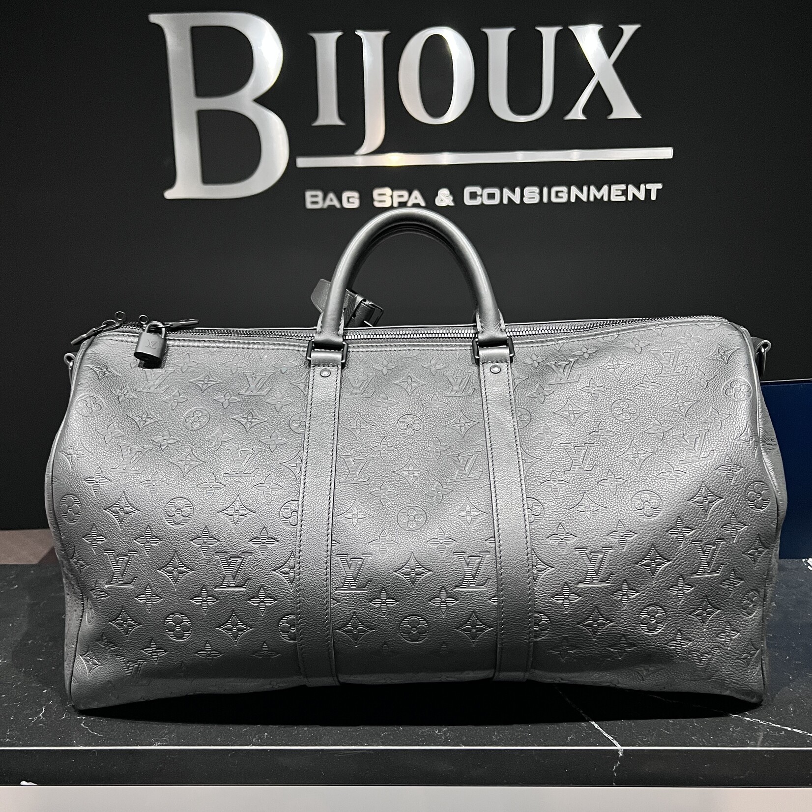 Louis Vuitton Louis Vuitton Keepall 50 Monogram Shadow