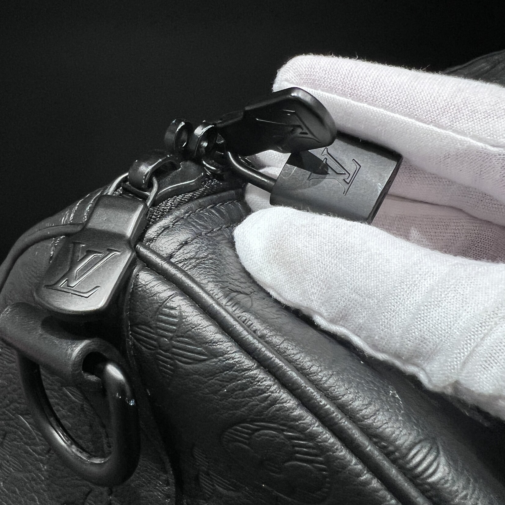 Louis Vuitton Louis Vuitton Keepall 50 Monogram Shadow